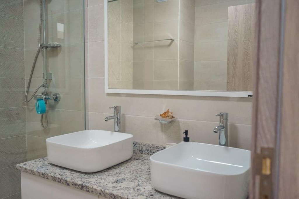 Modern 3-brd apt in Copacabana with seaview - LCGR