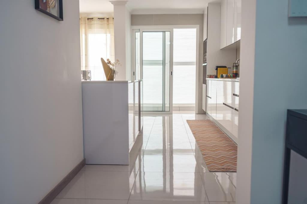 Modern 3-brd apt in Copacabana with seaview - LCGR