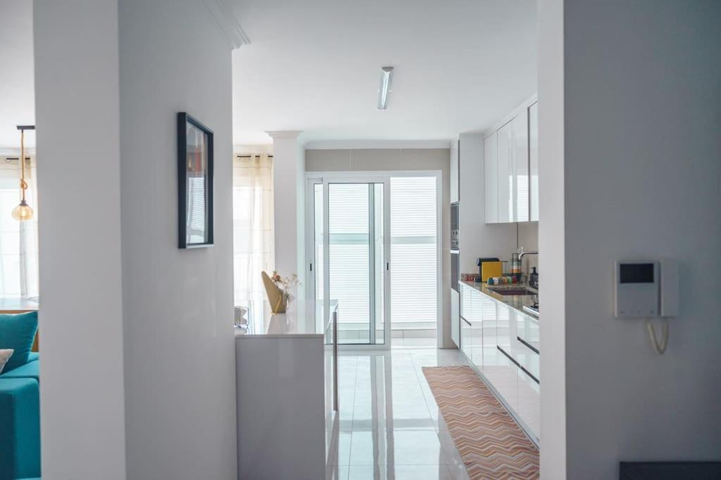 Modern 3-brd apt in Copacabana with seaview - LCGR