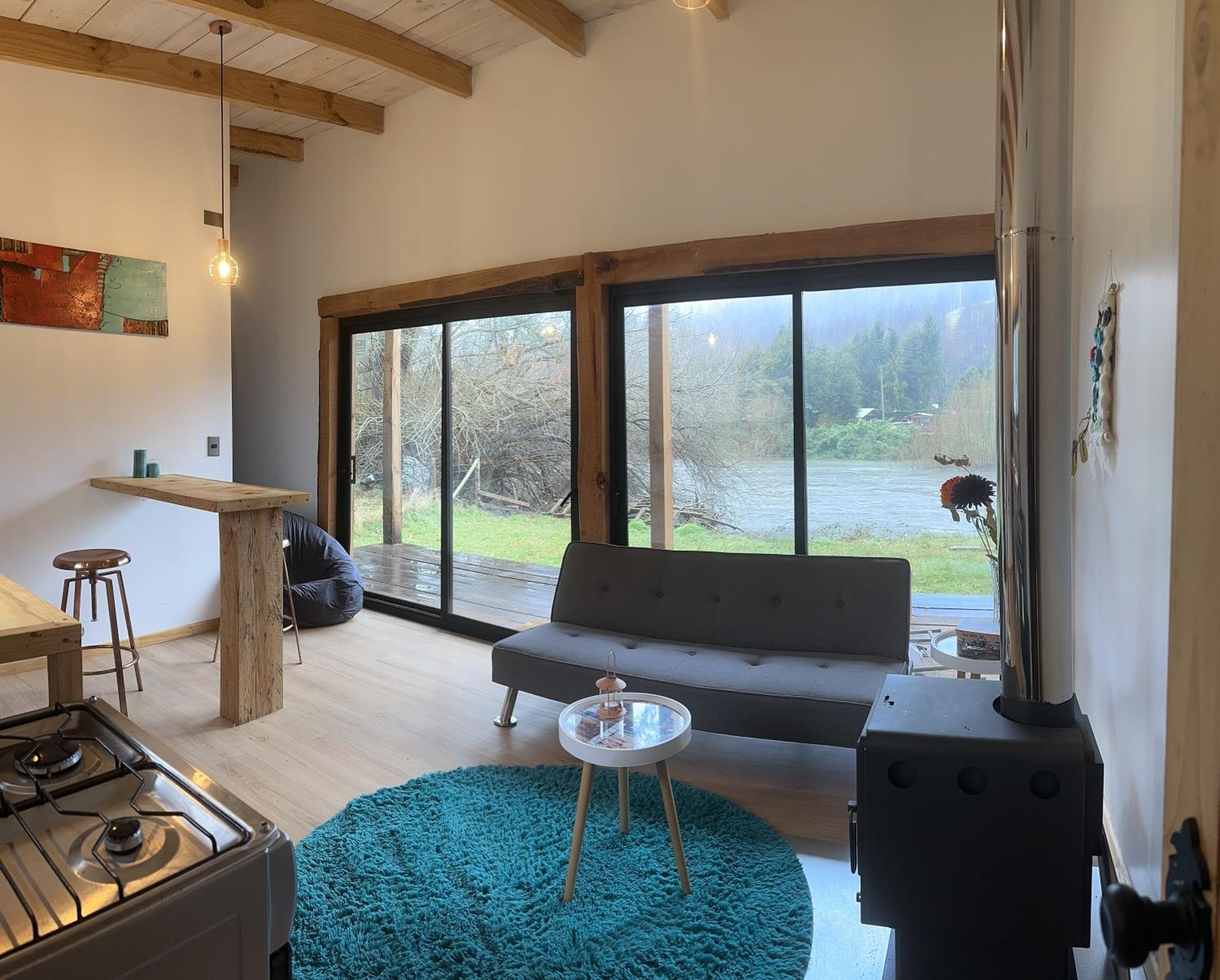 Lugar junto al Rio Pucón, Termas