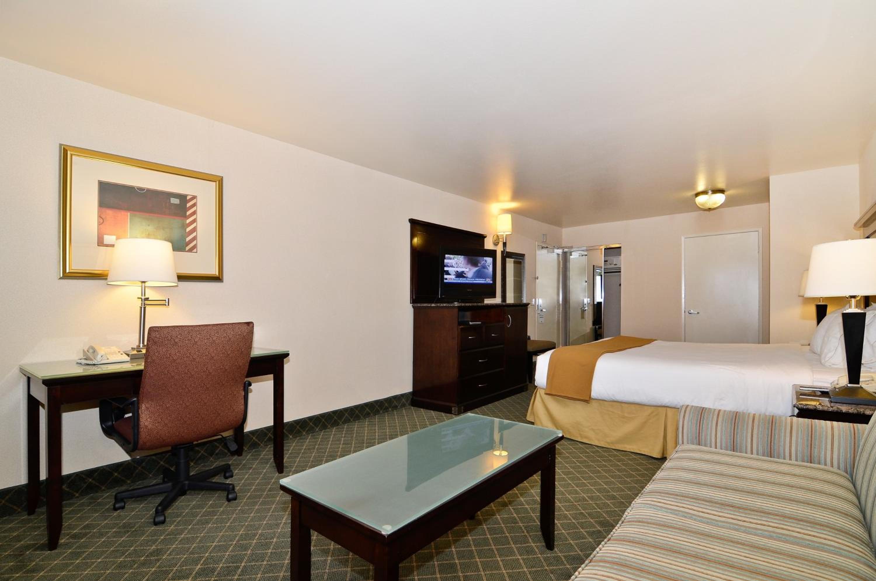 Holiday Inn Express Mira Mesa San Diego, an IHG Hotel - Property Image 22