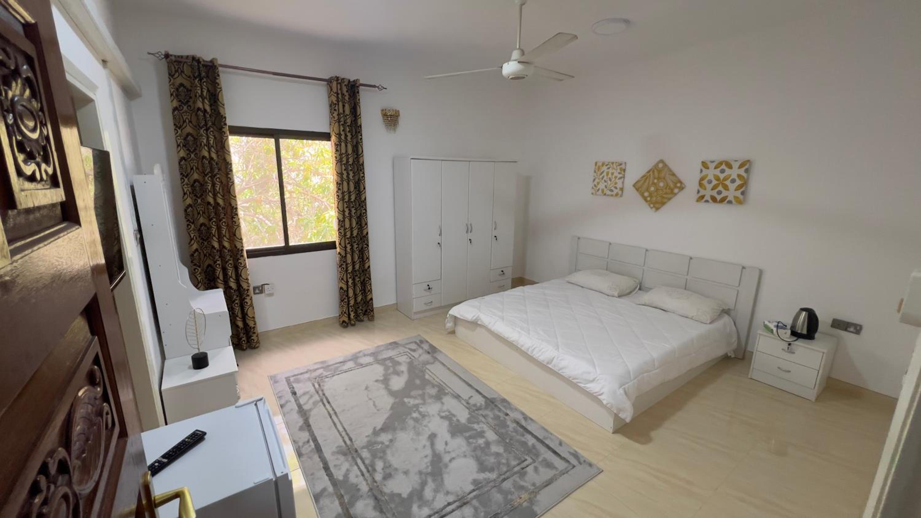 Miras master room view 5