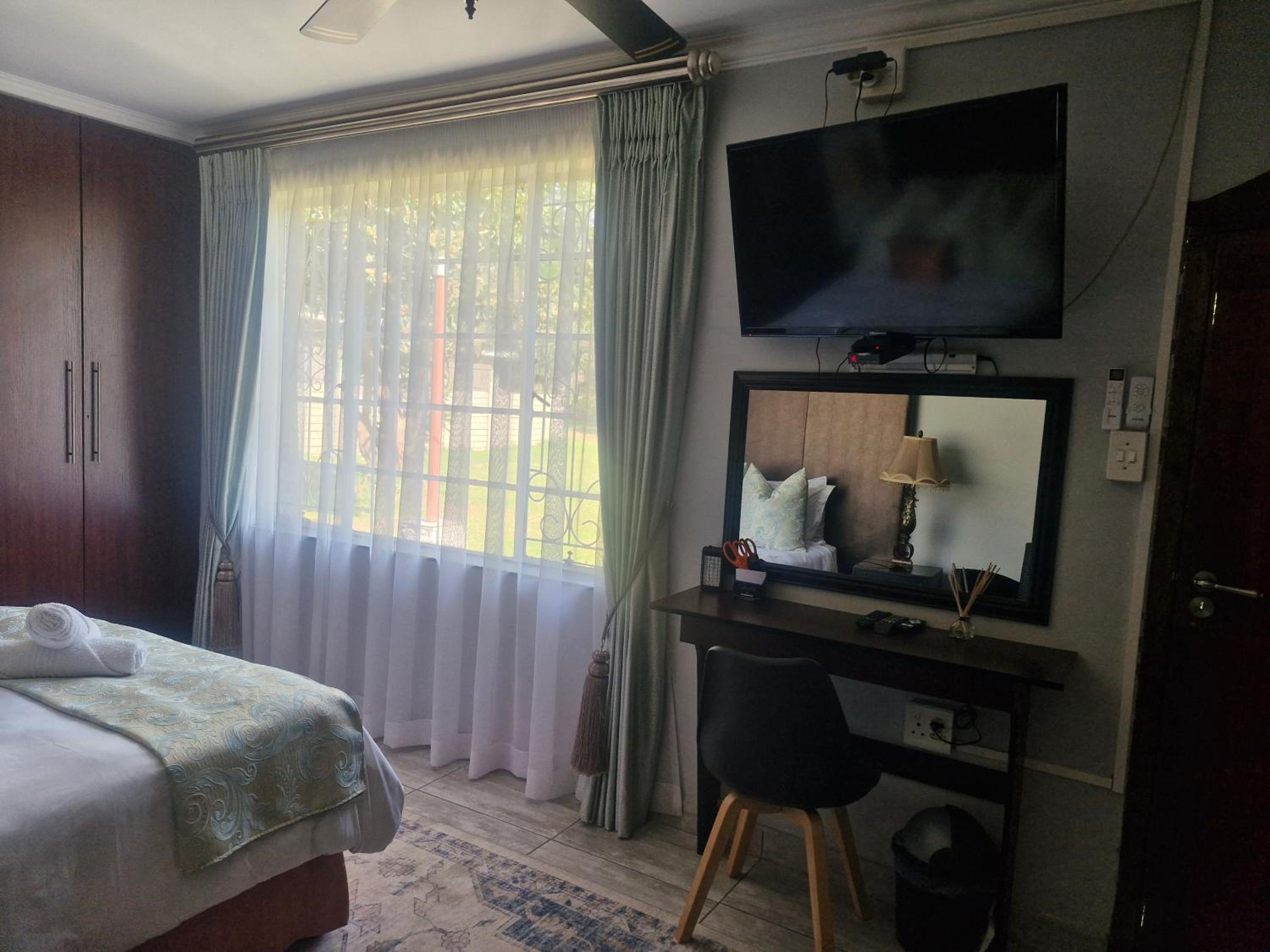 Silken Trap Accommodation NO LOADSHEDDING