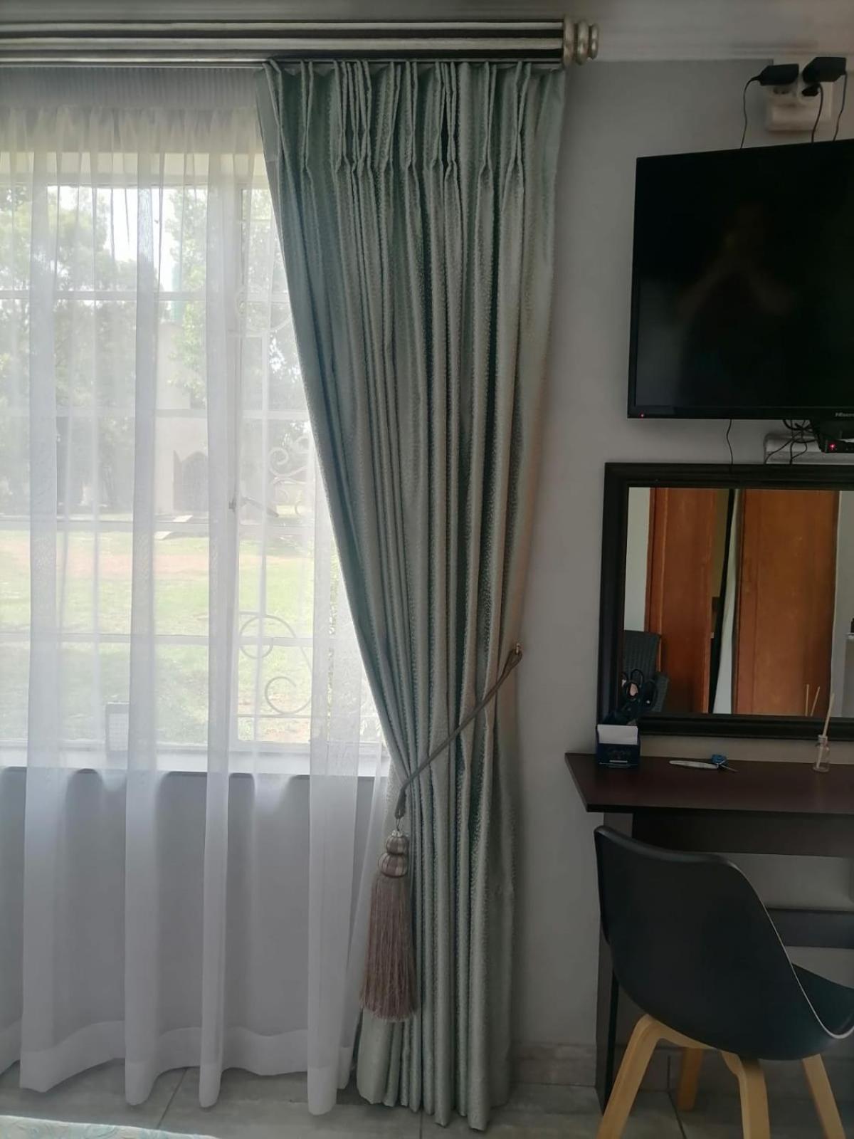 Silken Trap Accommodation NO LOADSHEDDING