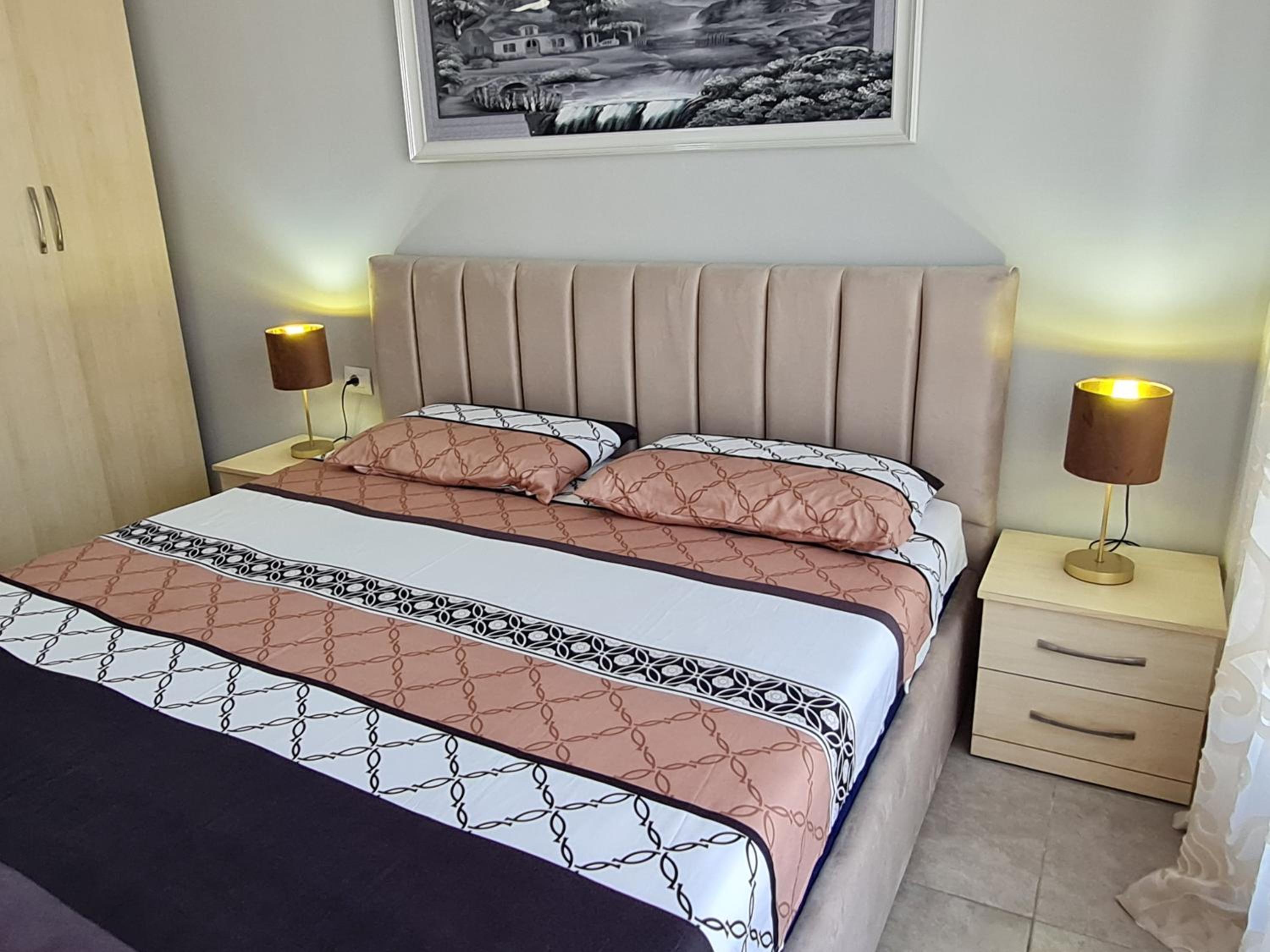 Gjiri I Lalzit apartament
