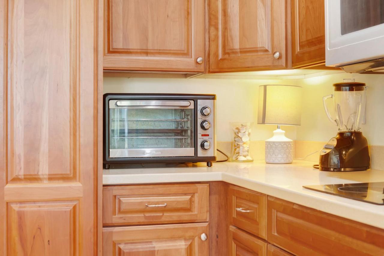 Beachfront Condo w Ocean Views and Pool
