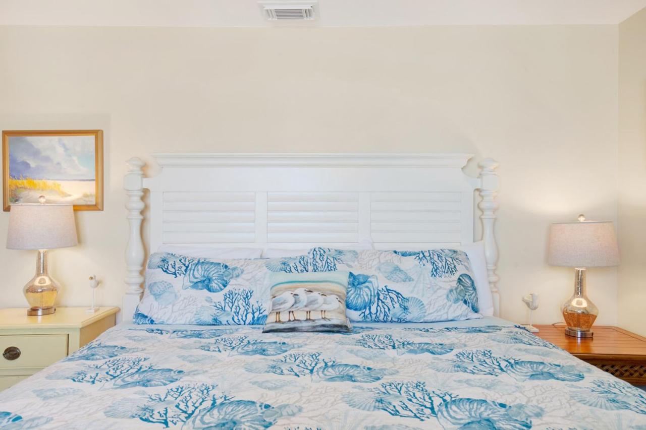 Beachfront Condo w Ocean Views and Pool