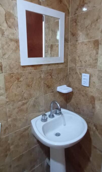 Ideal Casa familiar amplia de 2 a 6 personas