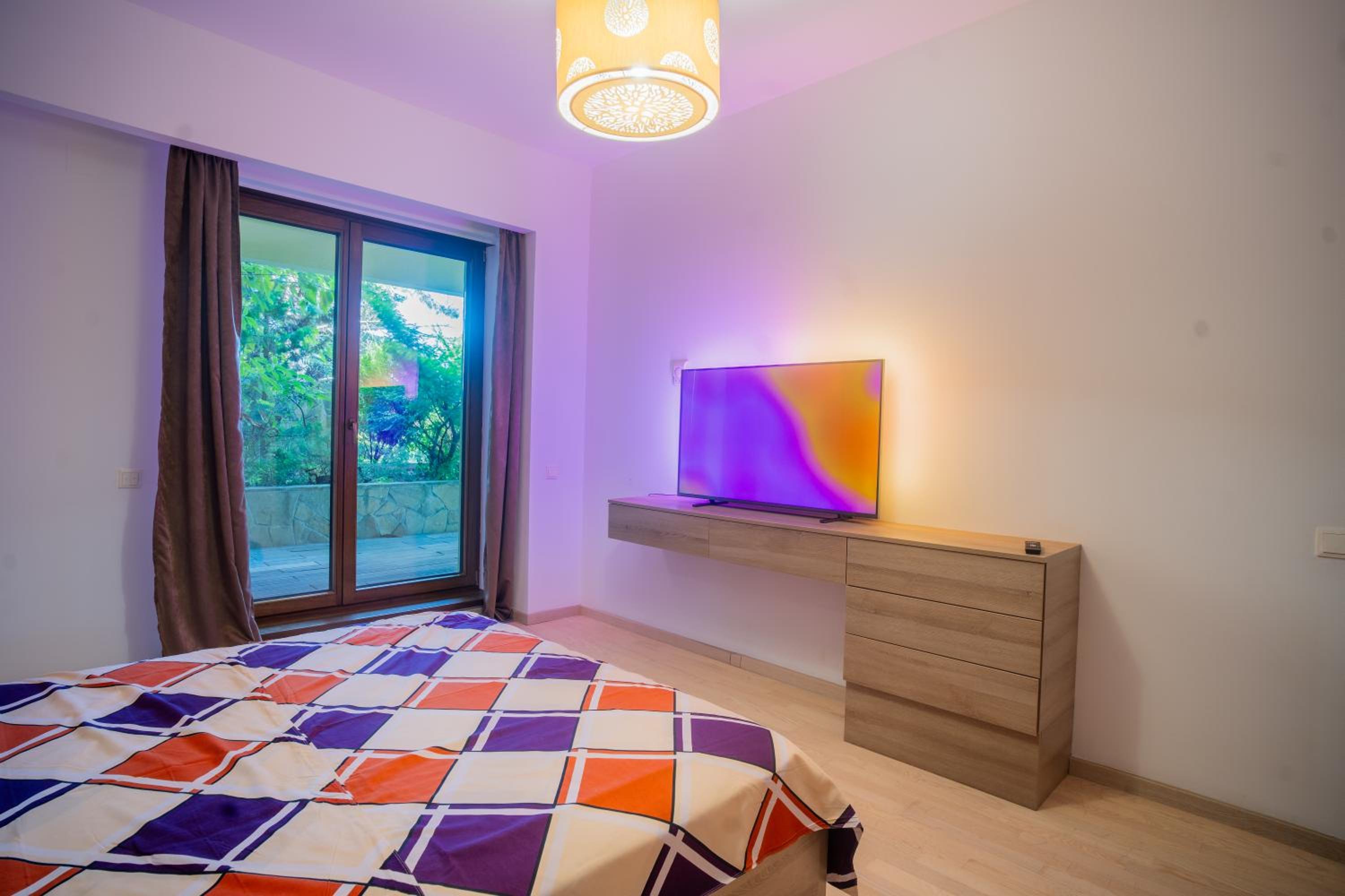 With a view Residence 2 - Two Bedroom Deluxe Apartament with Terrace and City View view 4