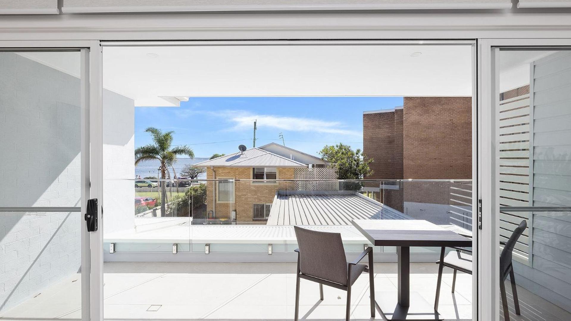 Hideaway 2, 3a Lillian St - filtered water views