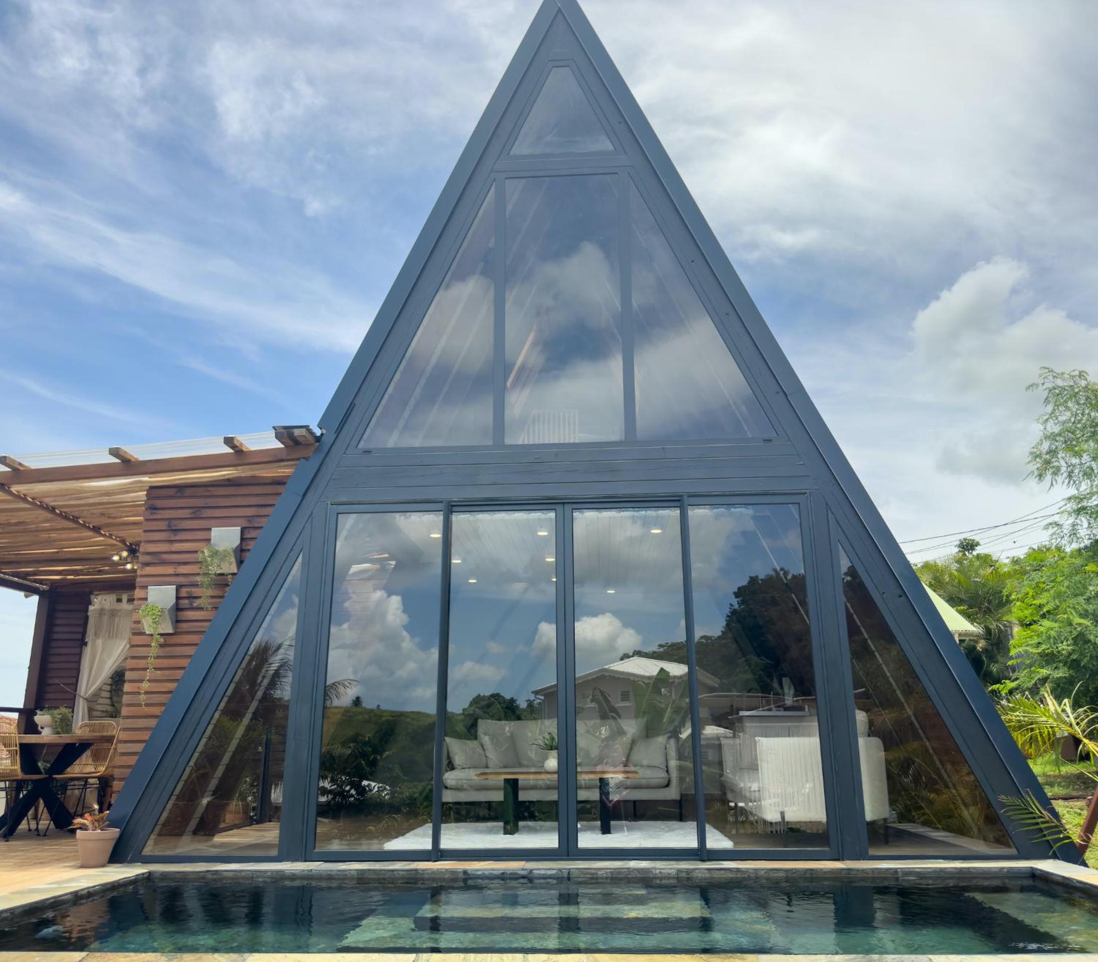 Mini Villa ATIKA Luxe Tropical pour Deux view 3