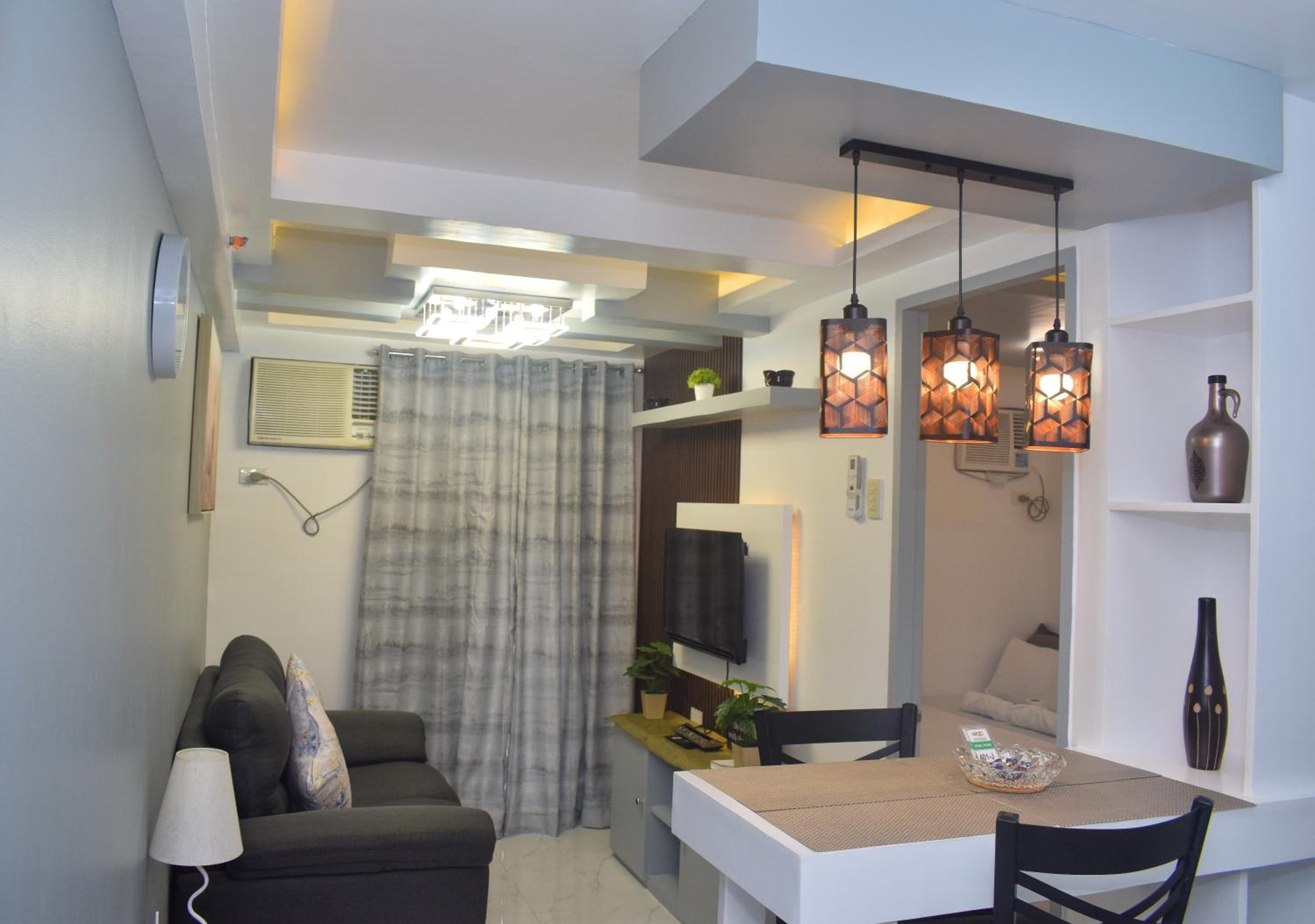 The cozycondo staycation by zianna