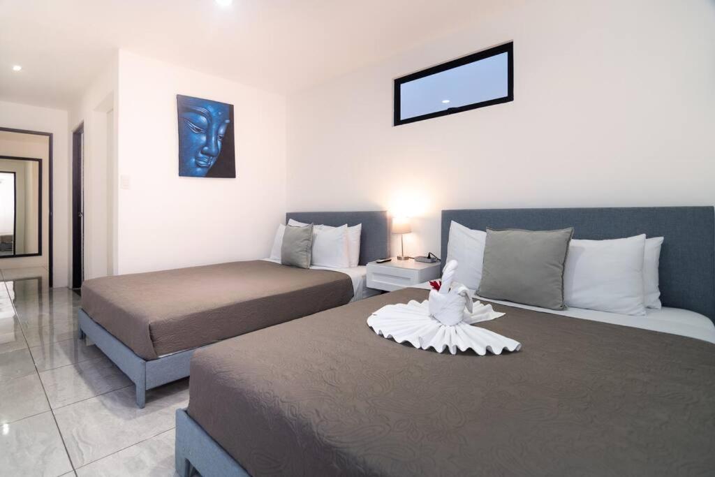 House of Views, King Bed, Volcano View