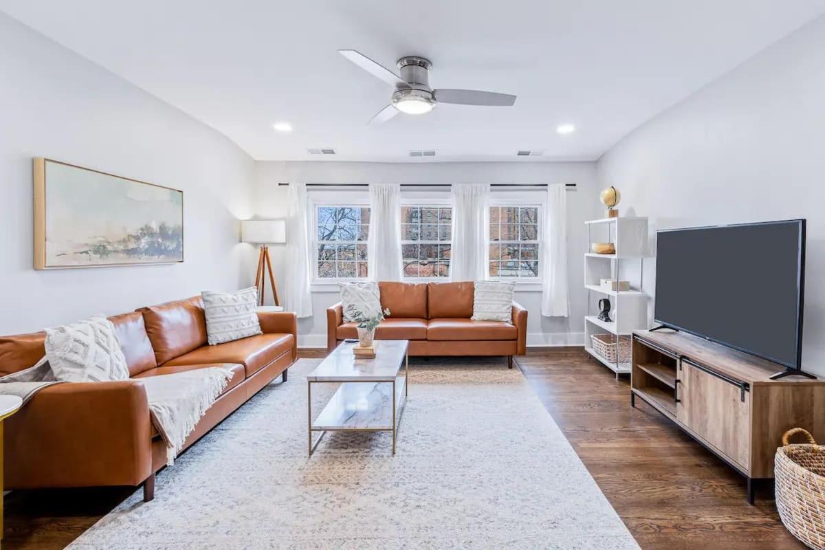 Lavish Flat w King Bed in near DT Food & Shops view 2