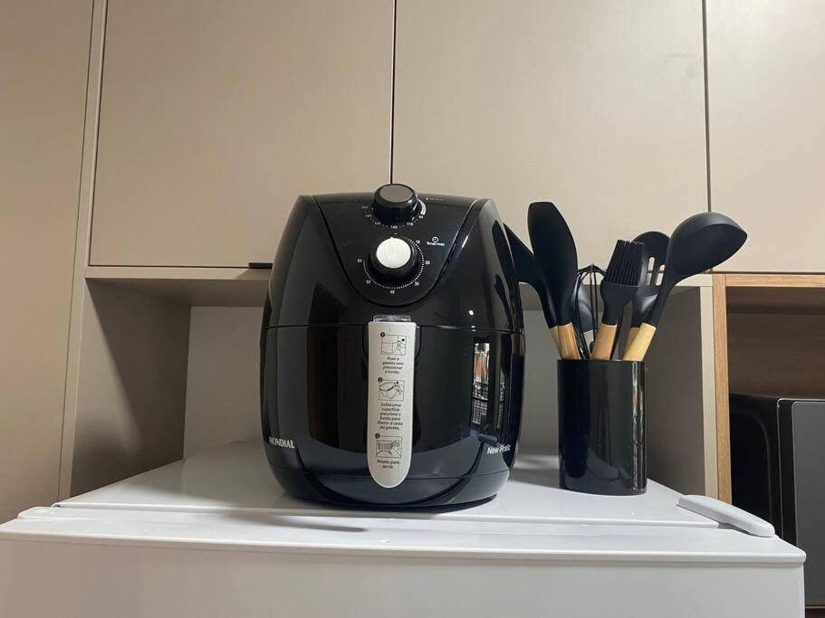 Studio Novíssimo Airfryer Metrô Brooklin HMB510