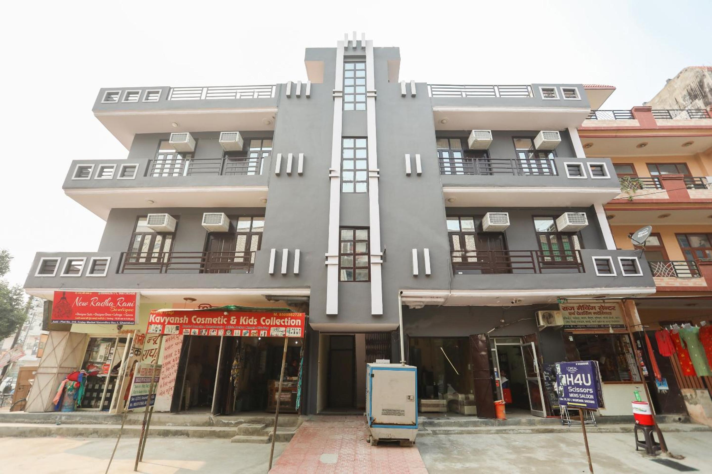 Hotel O Golden Suites view 2