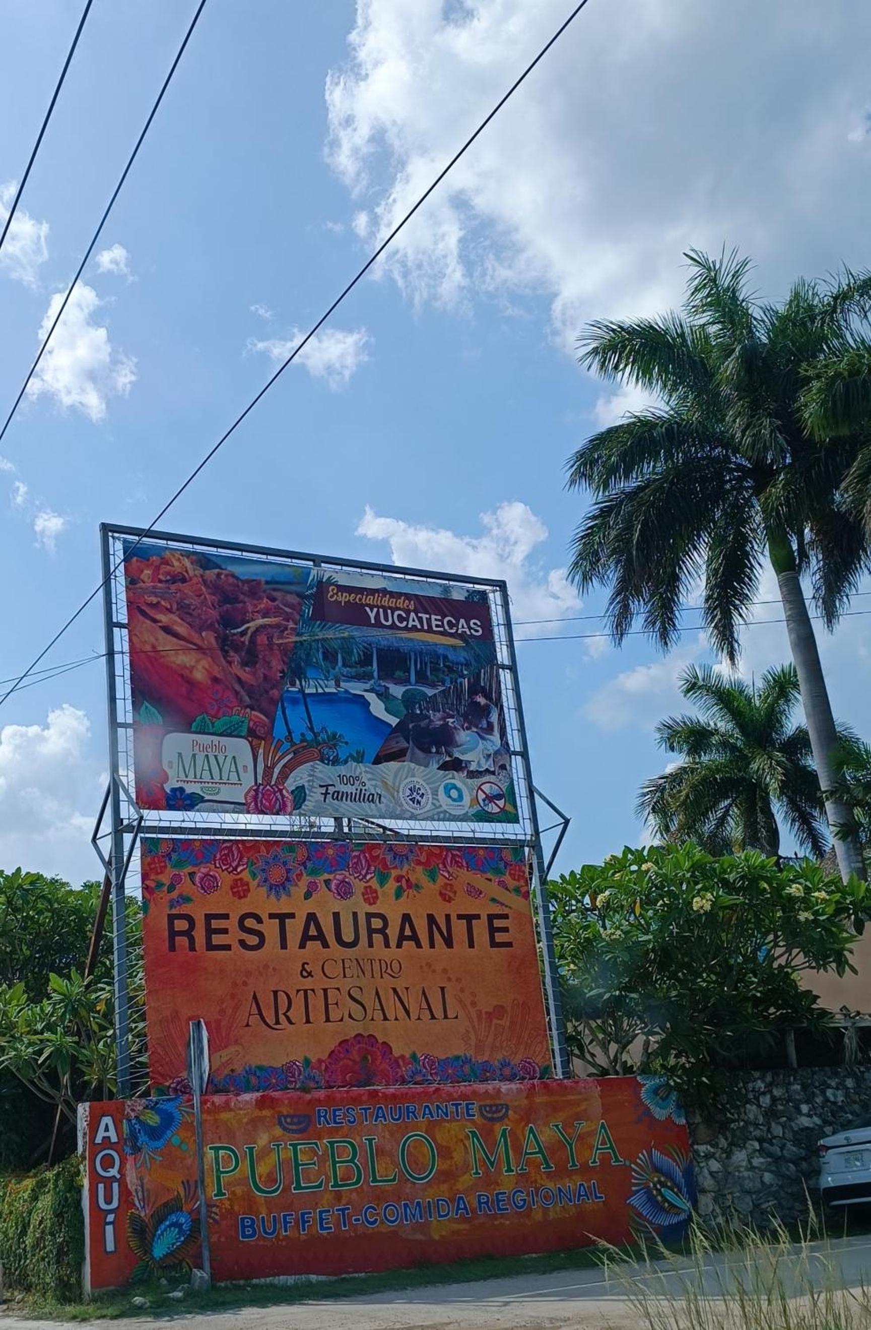 La casa de piedra y colores en Chichén Itzá, photo 54