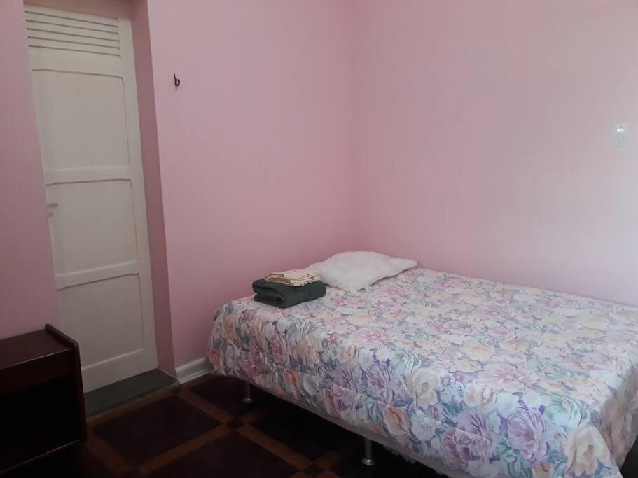 Apartamento de frente para Chapéu Virado, 1 quarto
