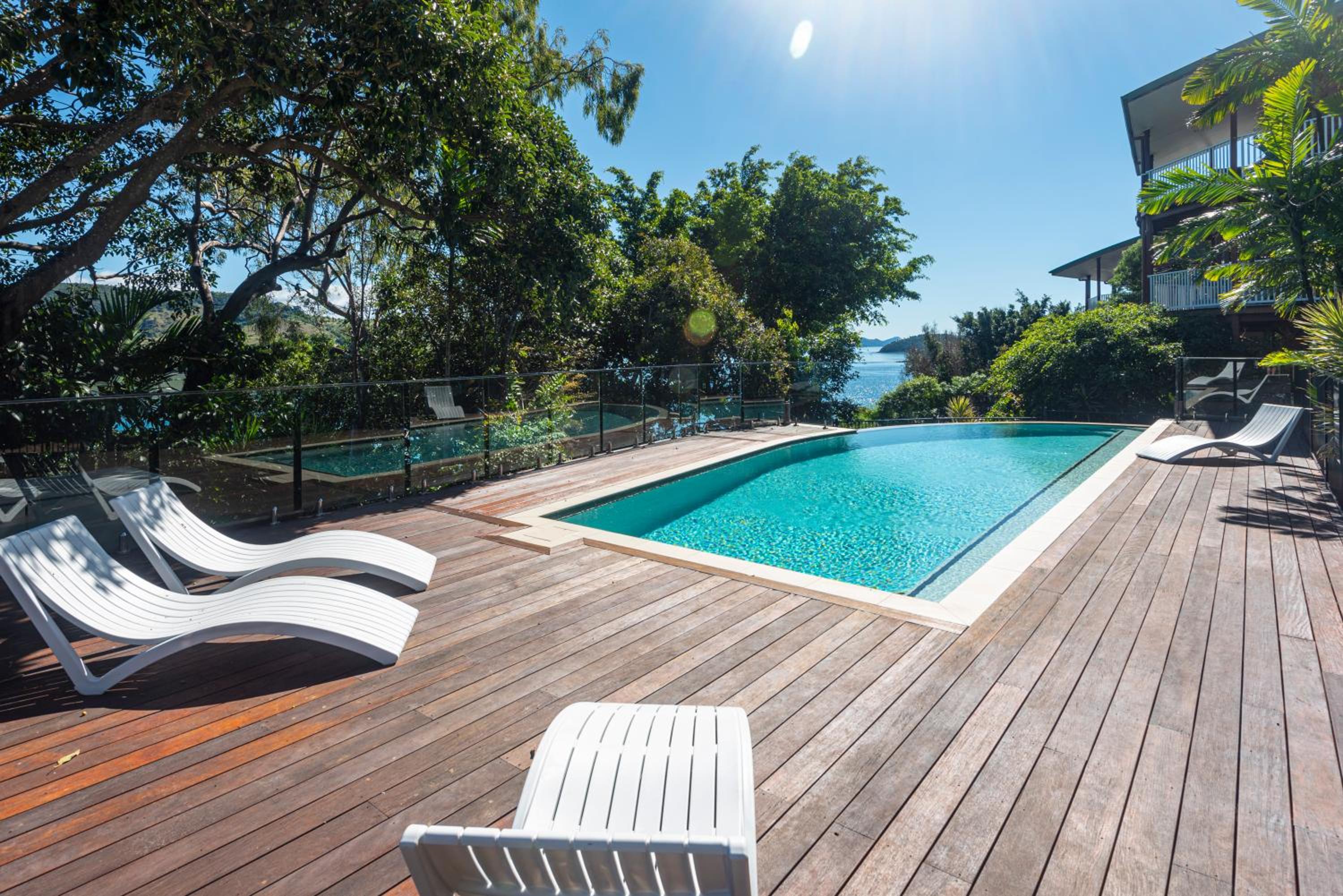Casuarina 18 Hamilton Island Ocean Views, Golf Buggy & transers