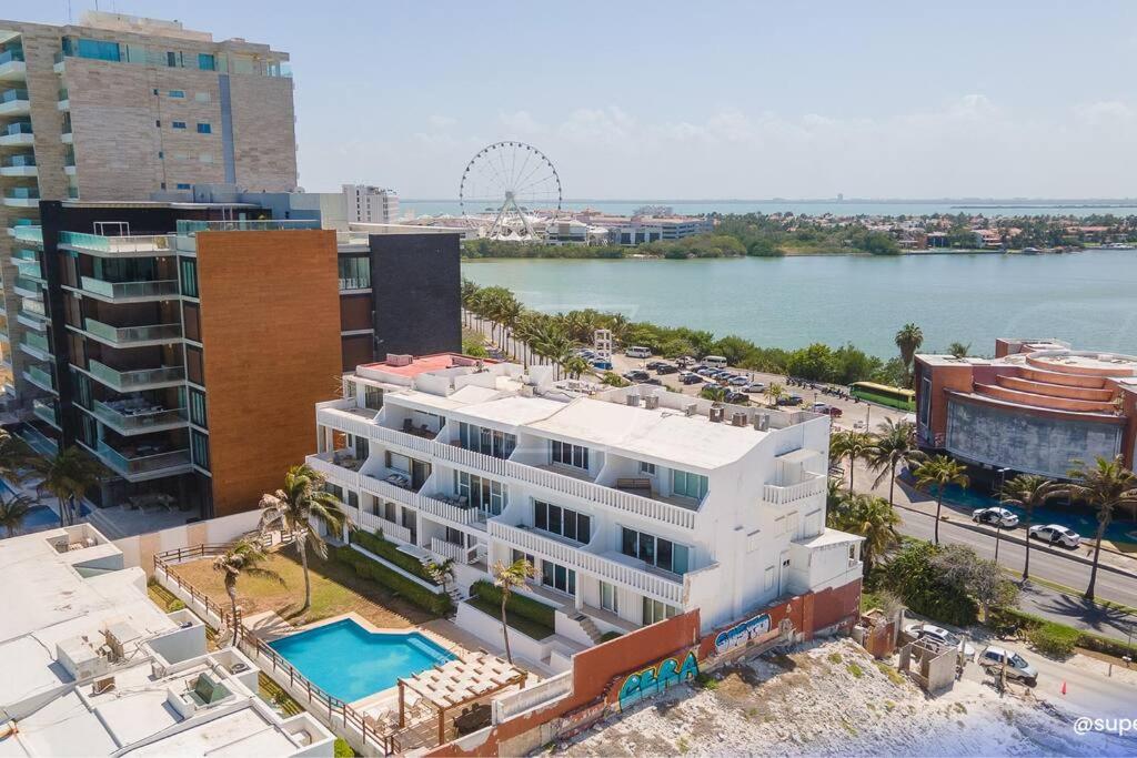 Deluxe Ocean View 3B Villa with Great Location