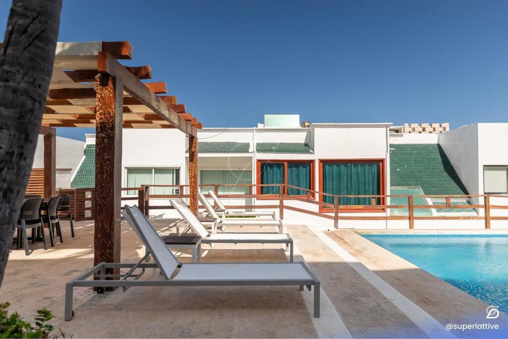 Deluxe Ocean View 3B Villa with Great Location