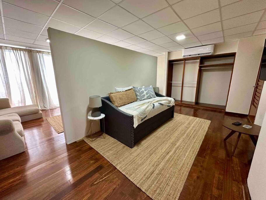 Deluxe Ocean View 3B Villa with Great Location
