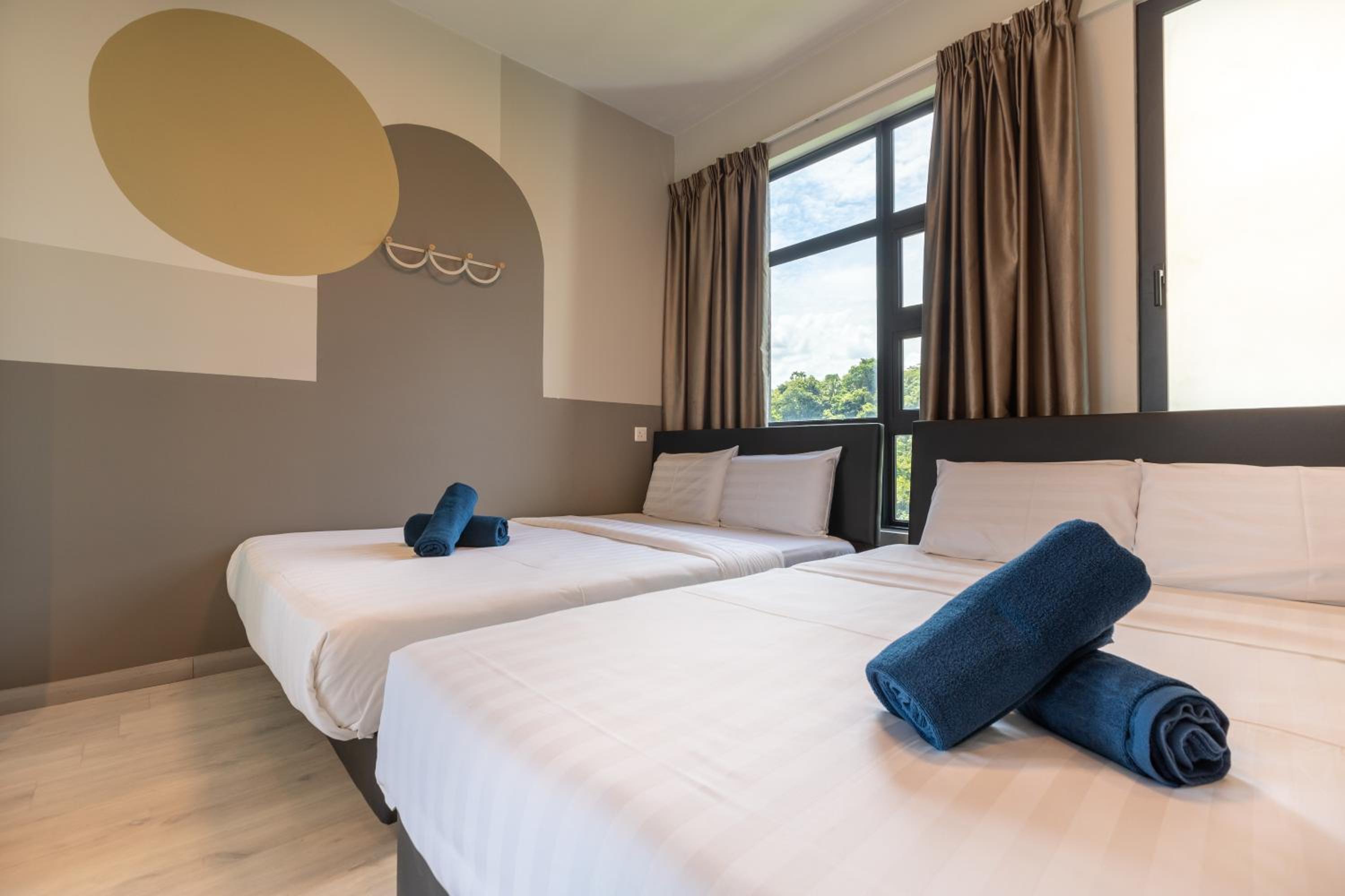 HayBay Jesselton Quay Deluxe Seaview Suite 海景观 view 3