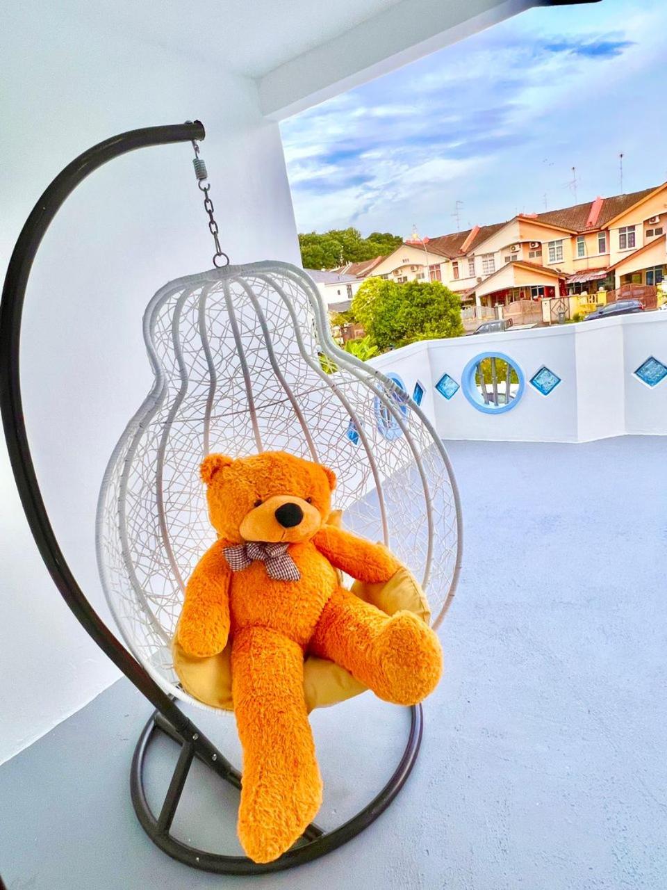 Teddy House with Kids Corner at Bukit Indah Near Legoland and EcoBotanic