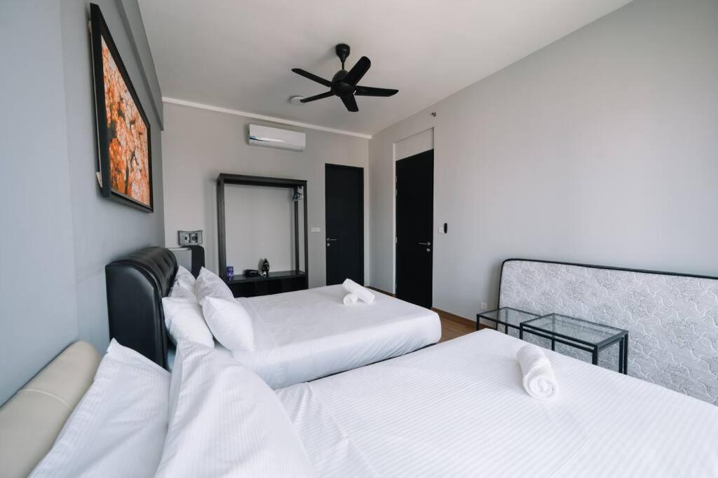 Seaview Tropicana218 3BR 2CP photo 6