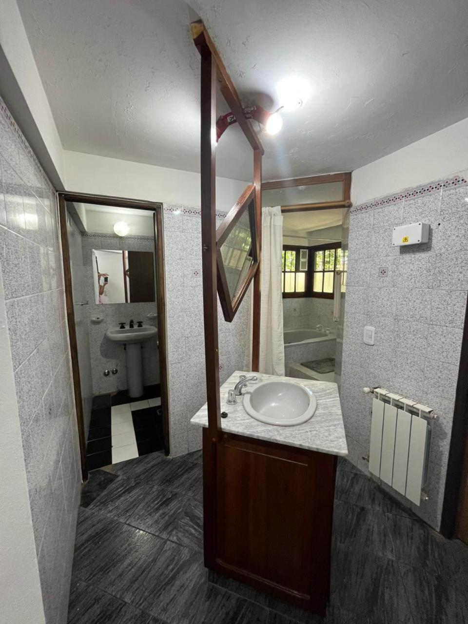 Casa grande con parrilla