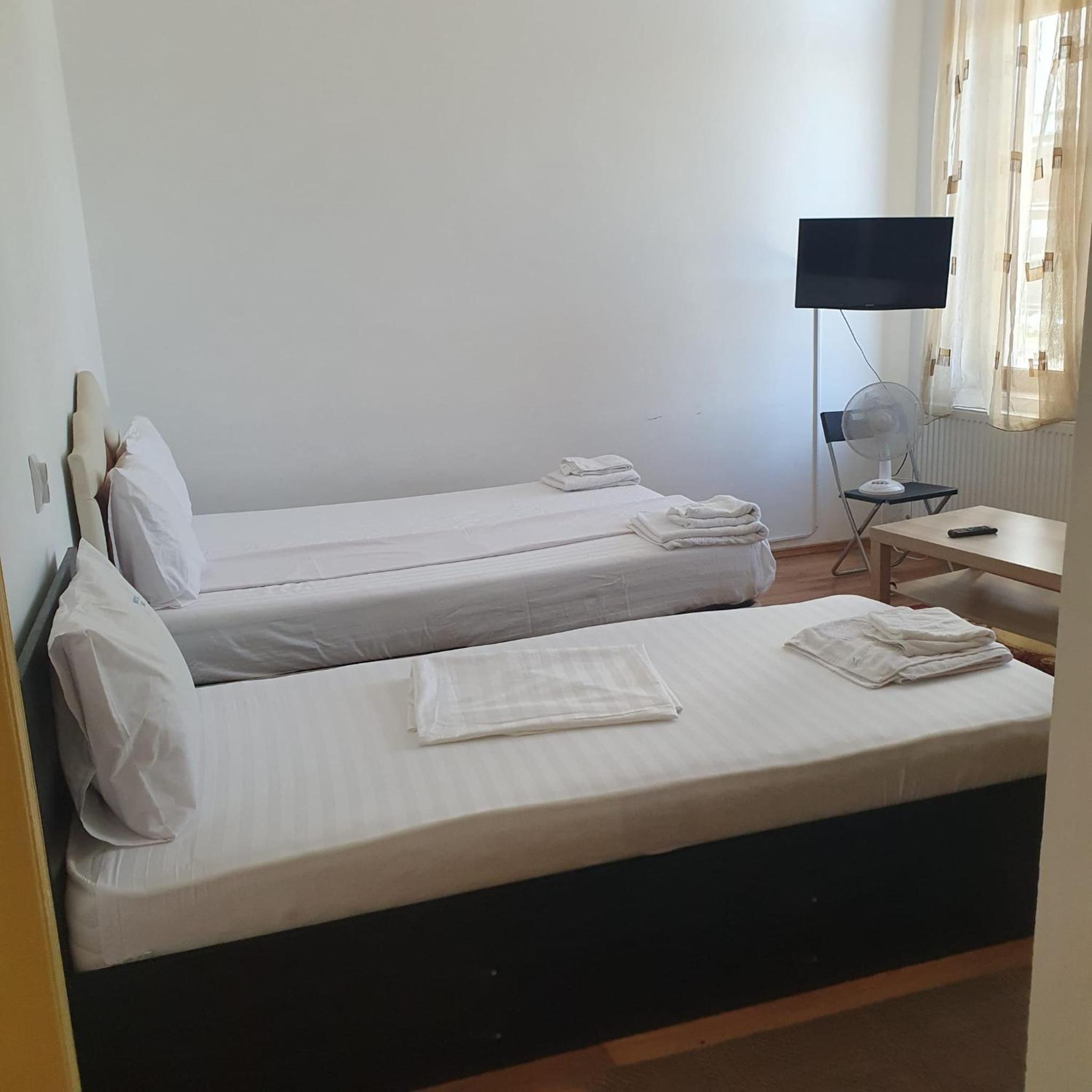 Cazare - Accommodation - Image 3