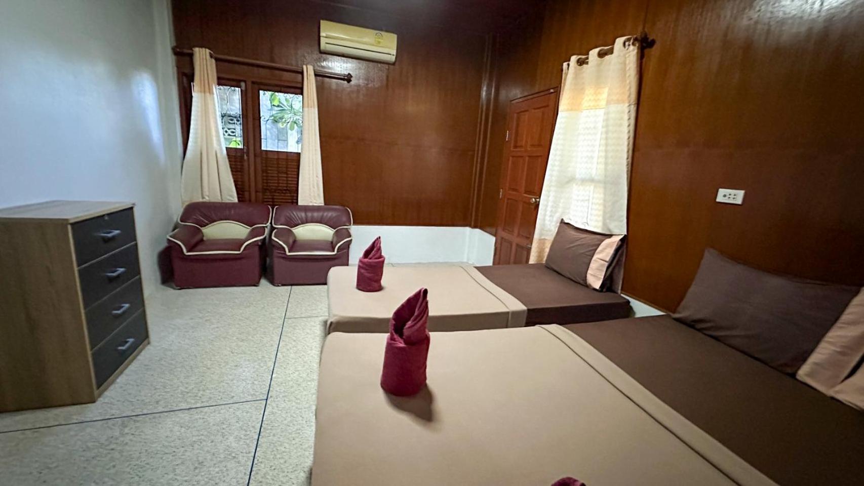 Phangan Lodge