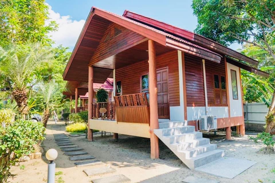 Phangan Lodge