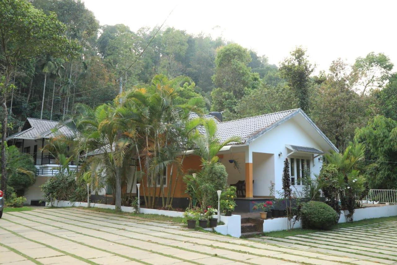 Brook Valley Resort