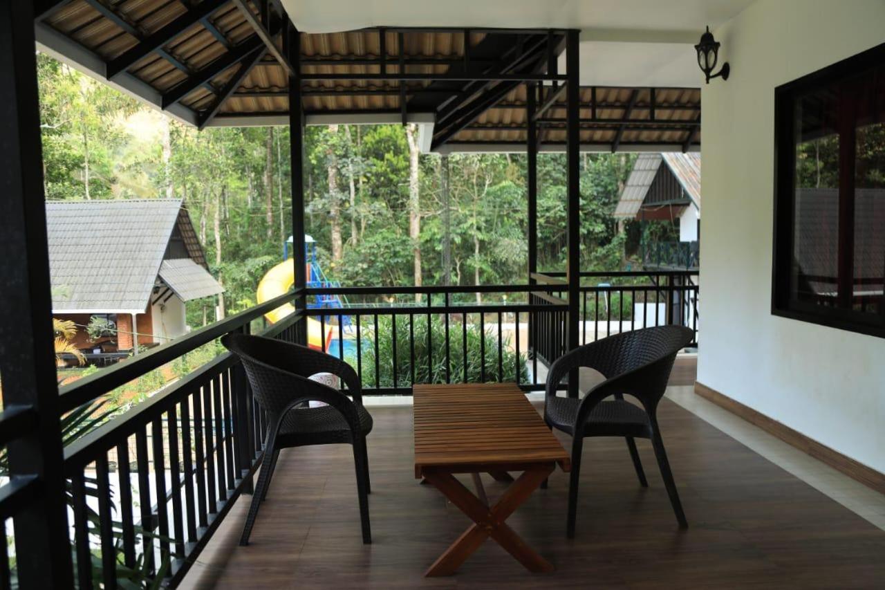 Brook Valley Resort