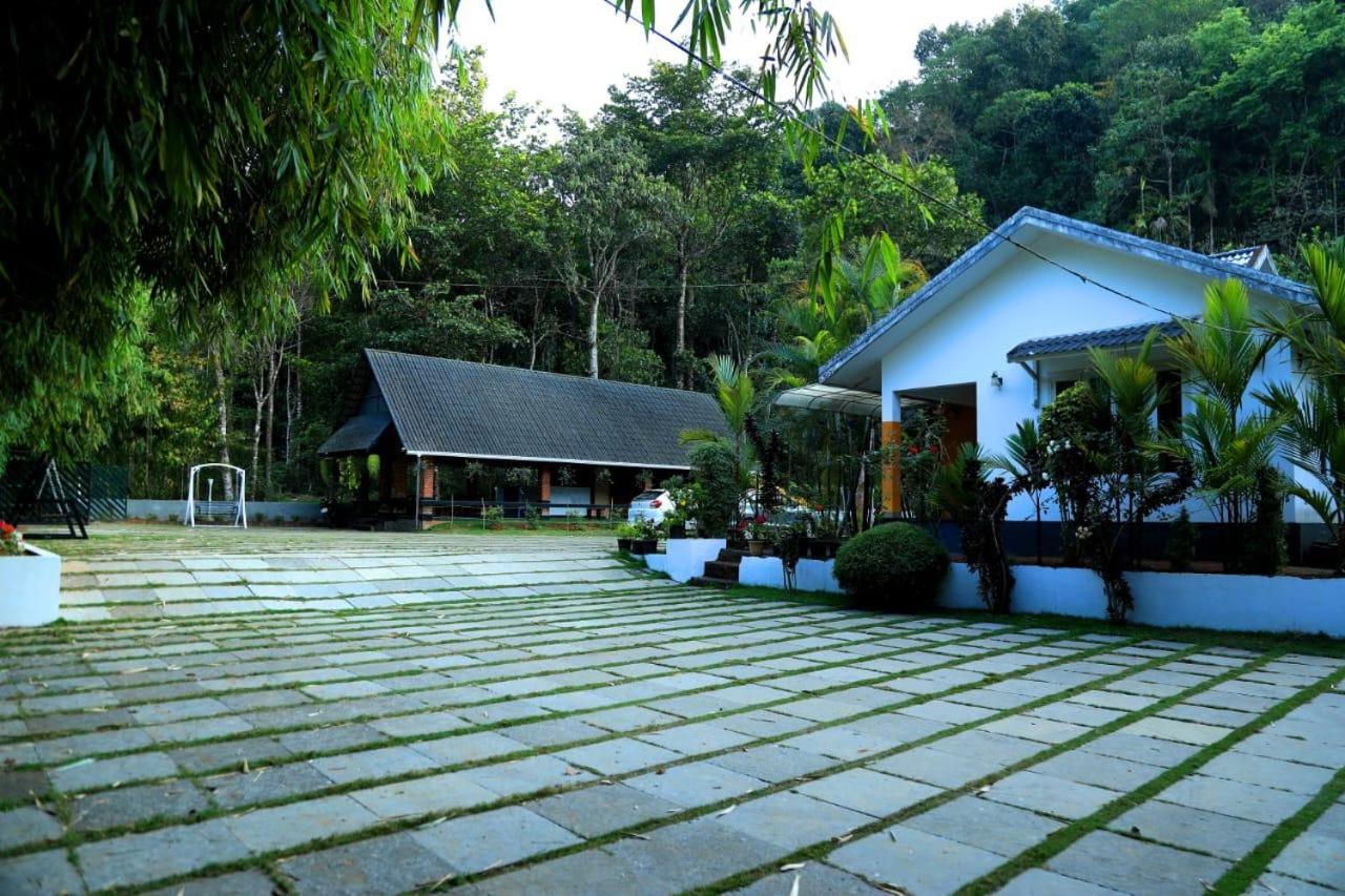 Brook Valley Resort