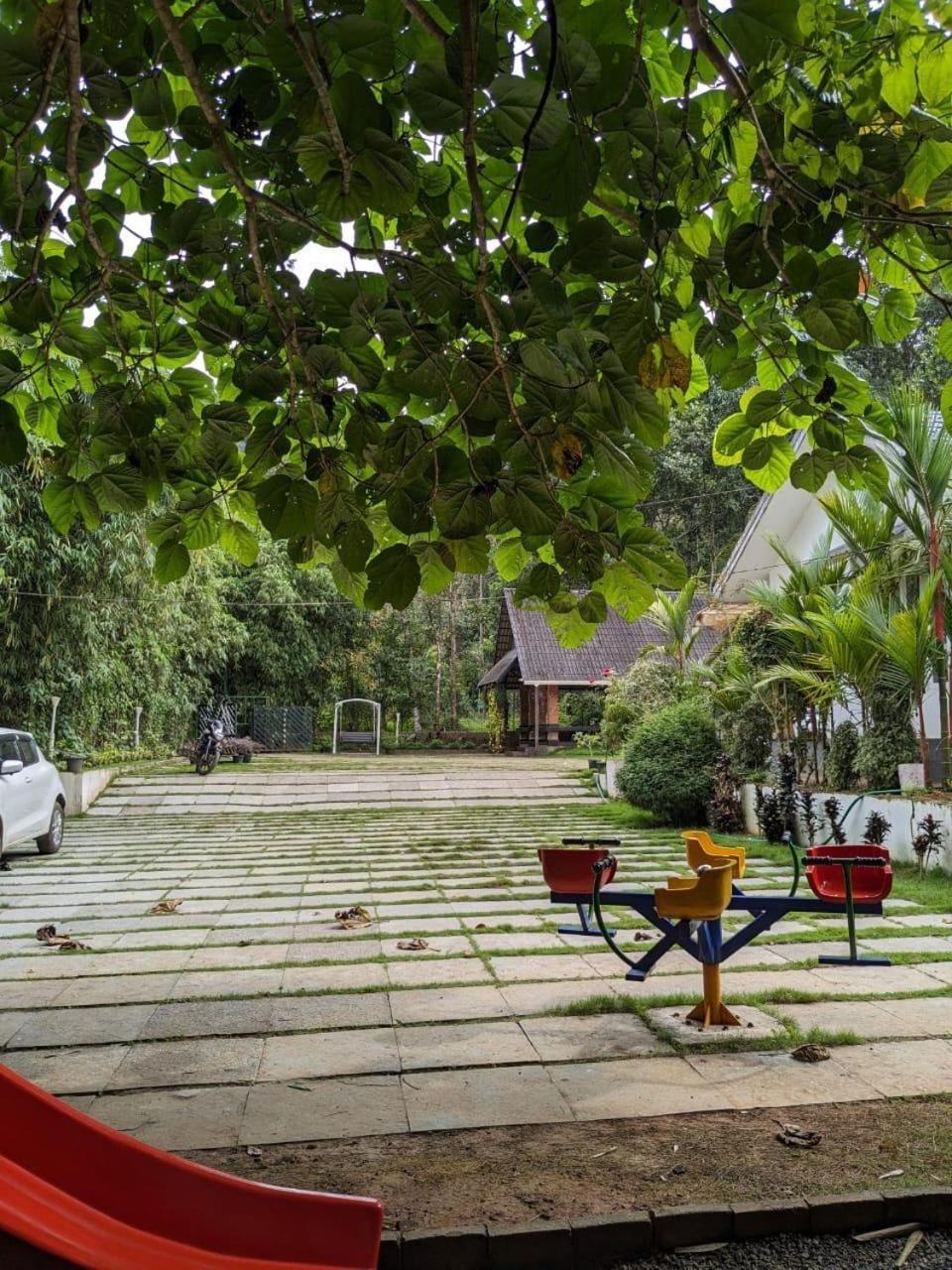 Brook Valley Resort