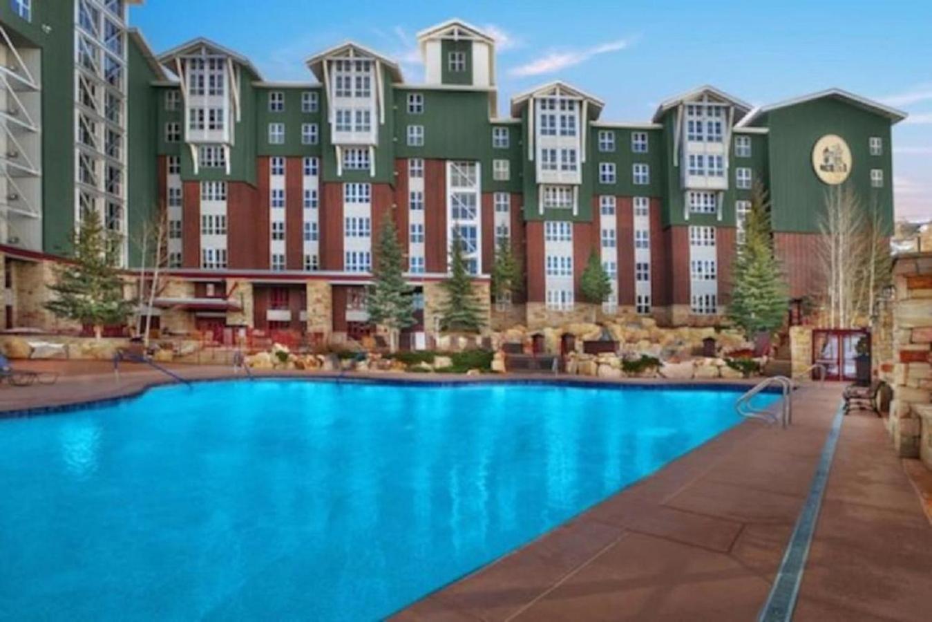 Marriott Mountainside Luxury Studio view 2