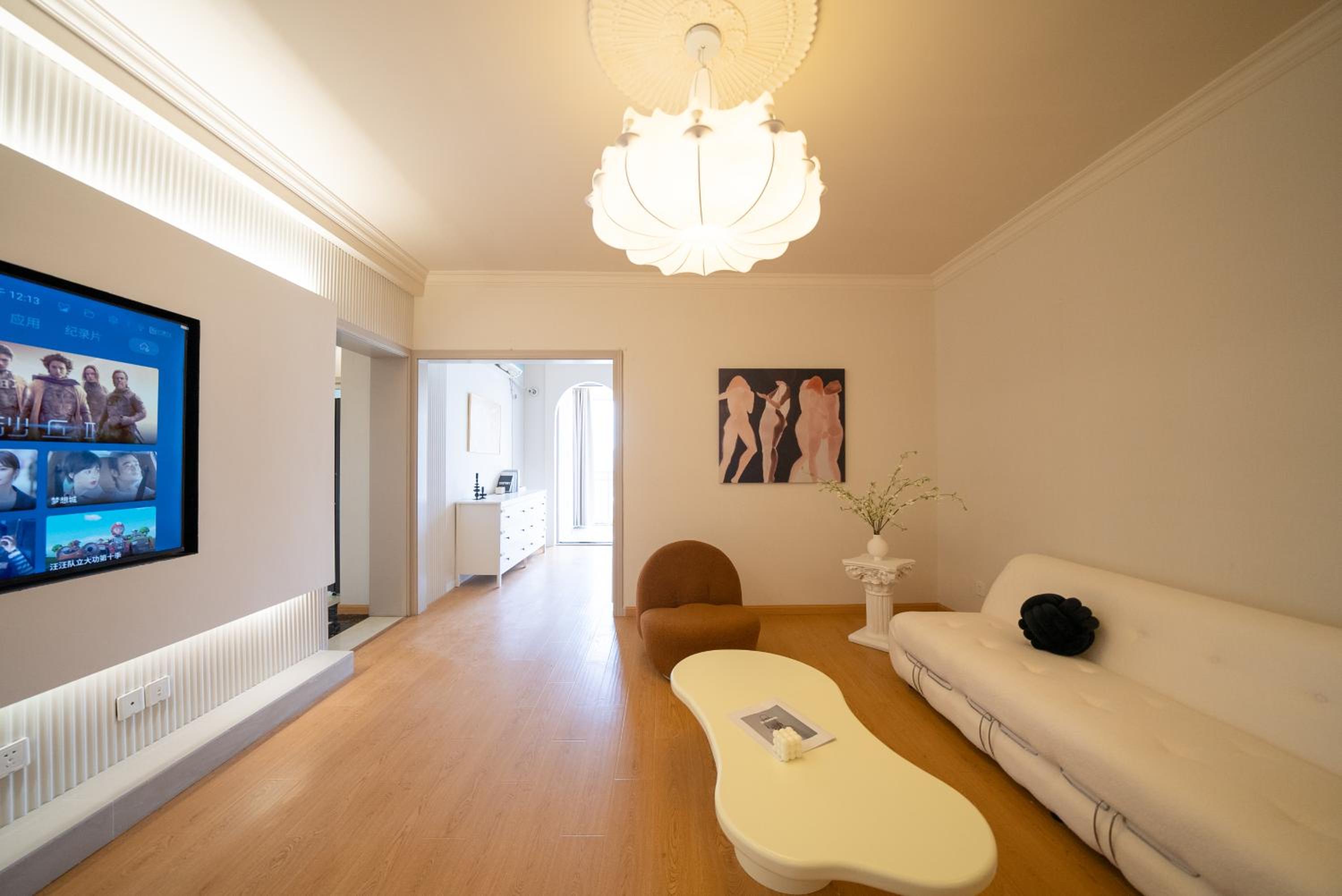 Molly House - The Bund Riverview, Near Nanjing East Road 3-Bedrooms with Elevator Apartment, Near the subway