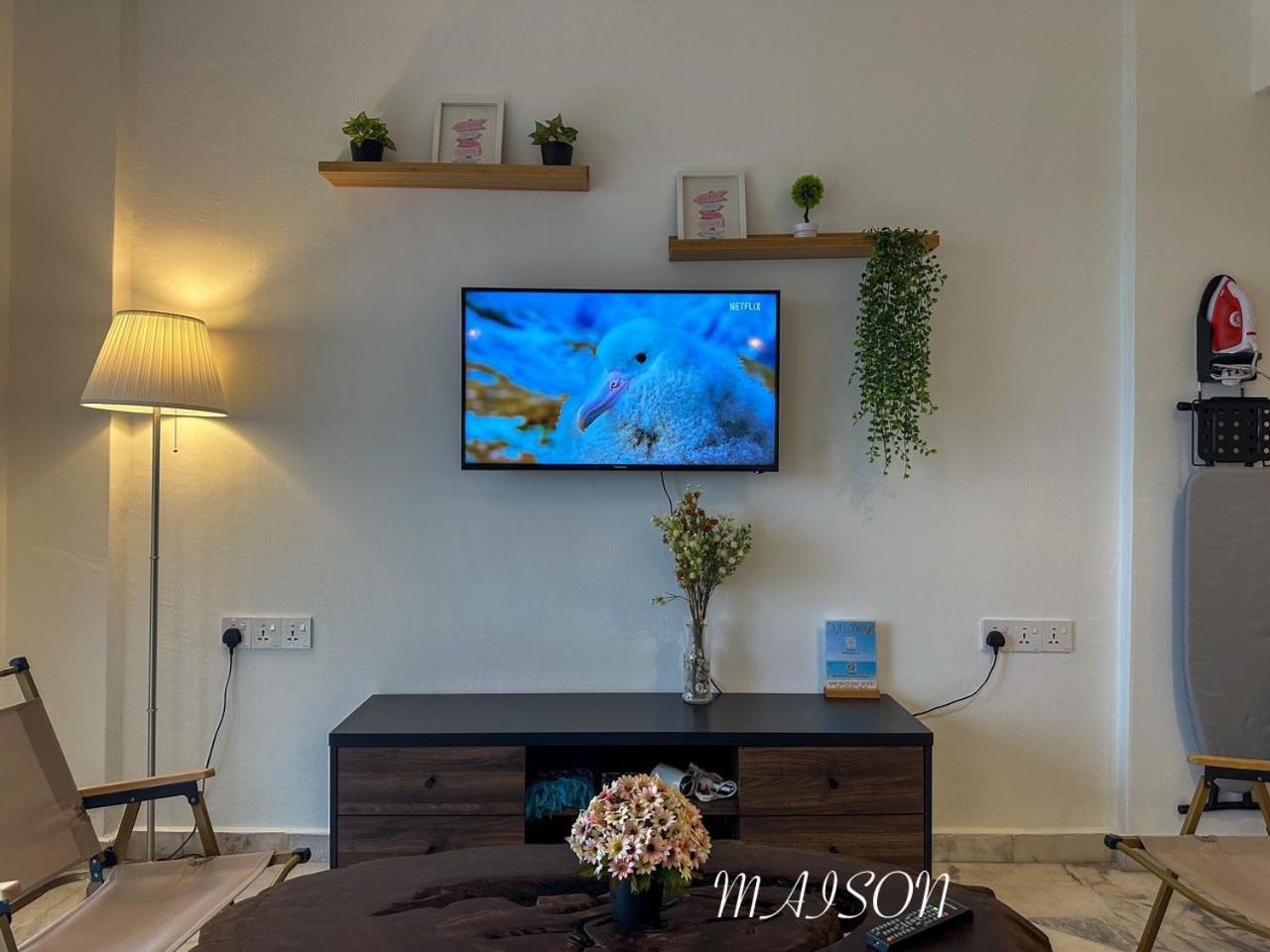 Laguna Seaview Suites PD By Maison photo 6