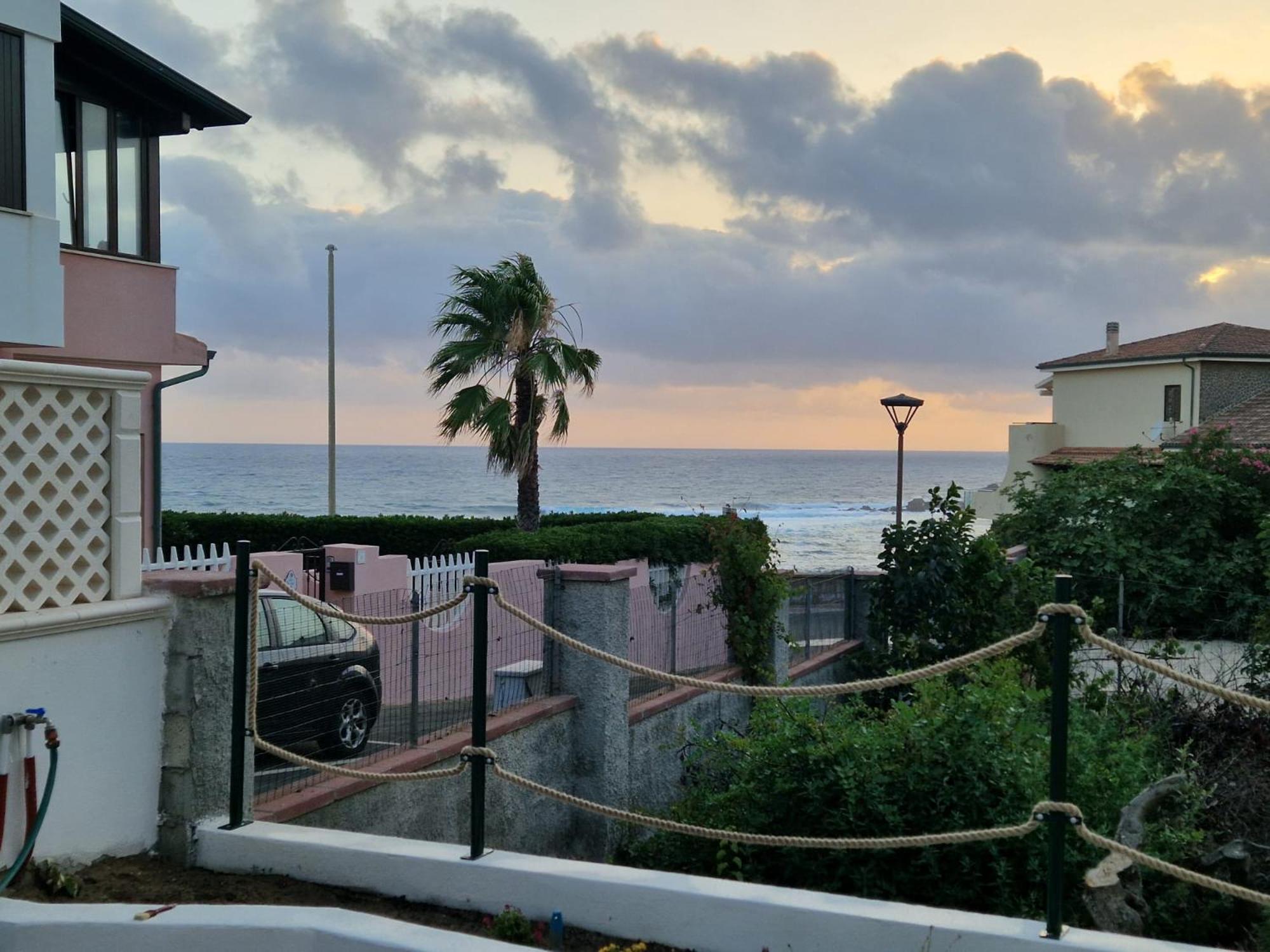 Guest House Sunset on the sea view 4