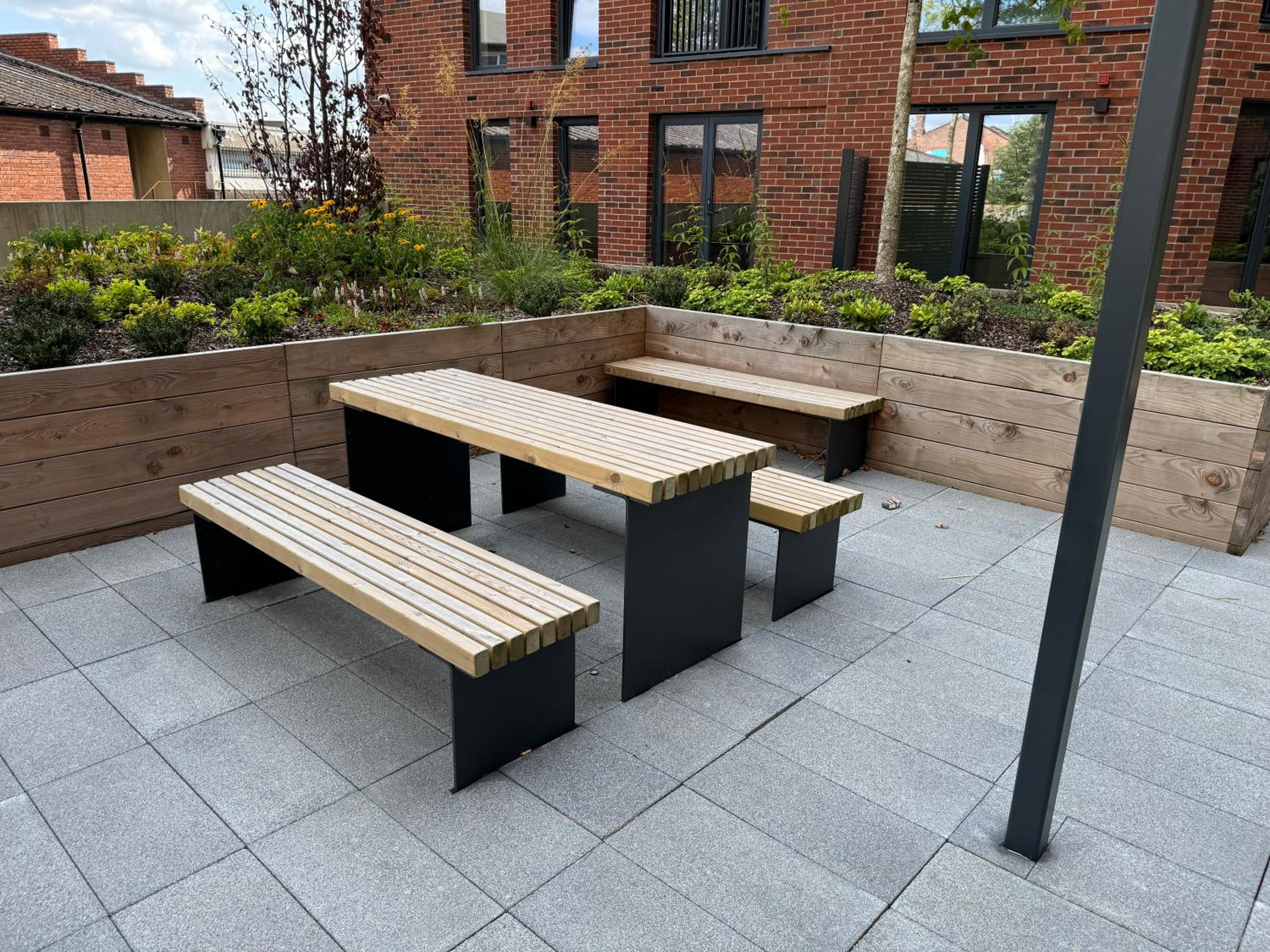 LUP Stays - Stylish Leeds Apartment view 5