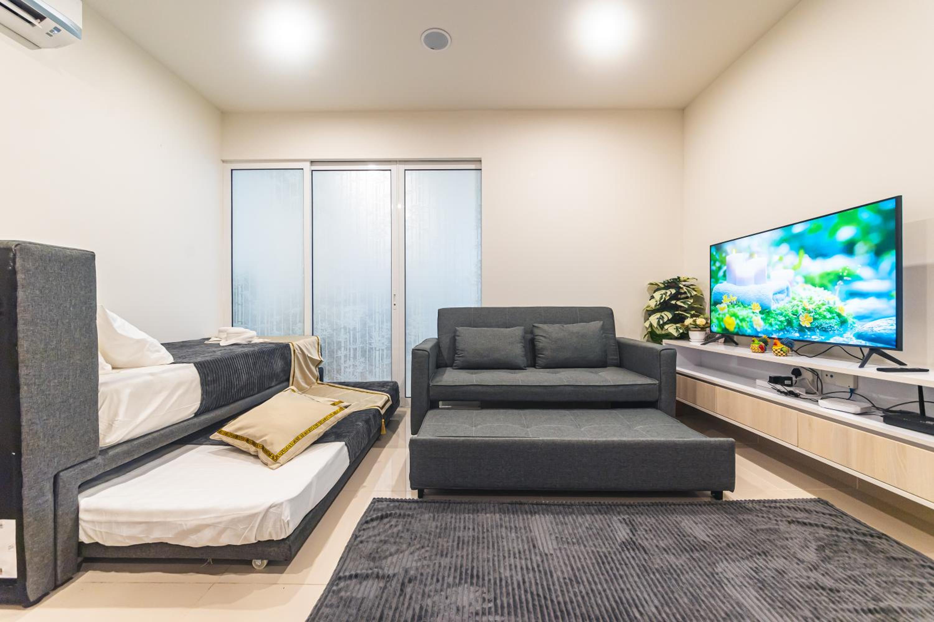 5StarPanda Seaview Suites at The Shore Kota Kinabalu