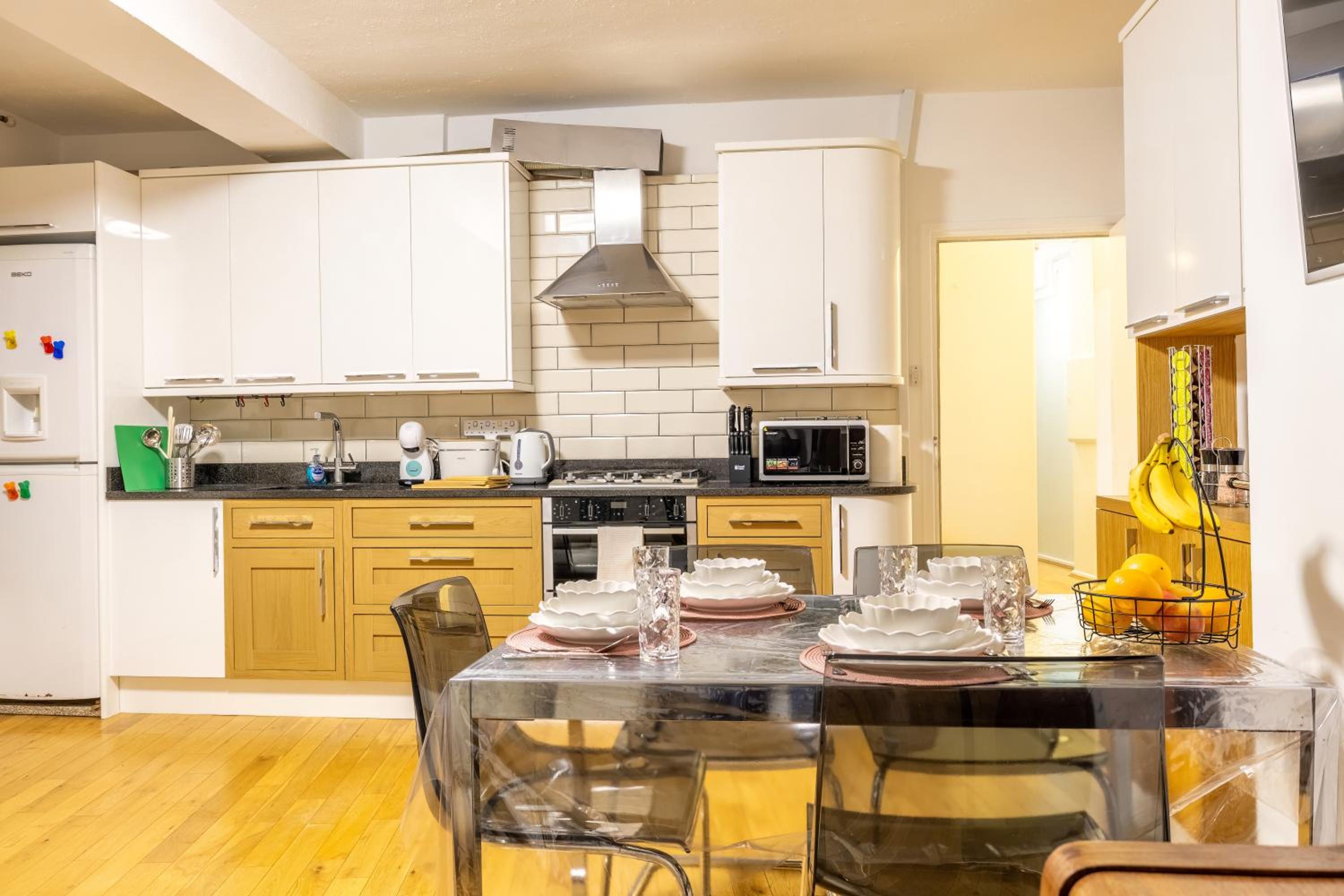 Quiet location in central London, close to Paddington, Regent Park, Lord's Cricket, late check-in