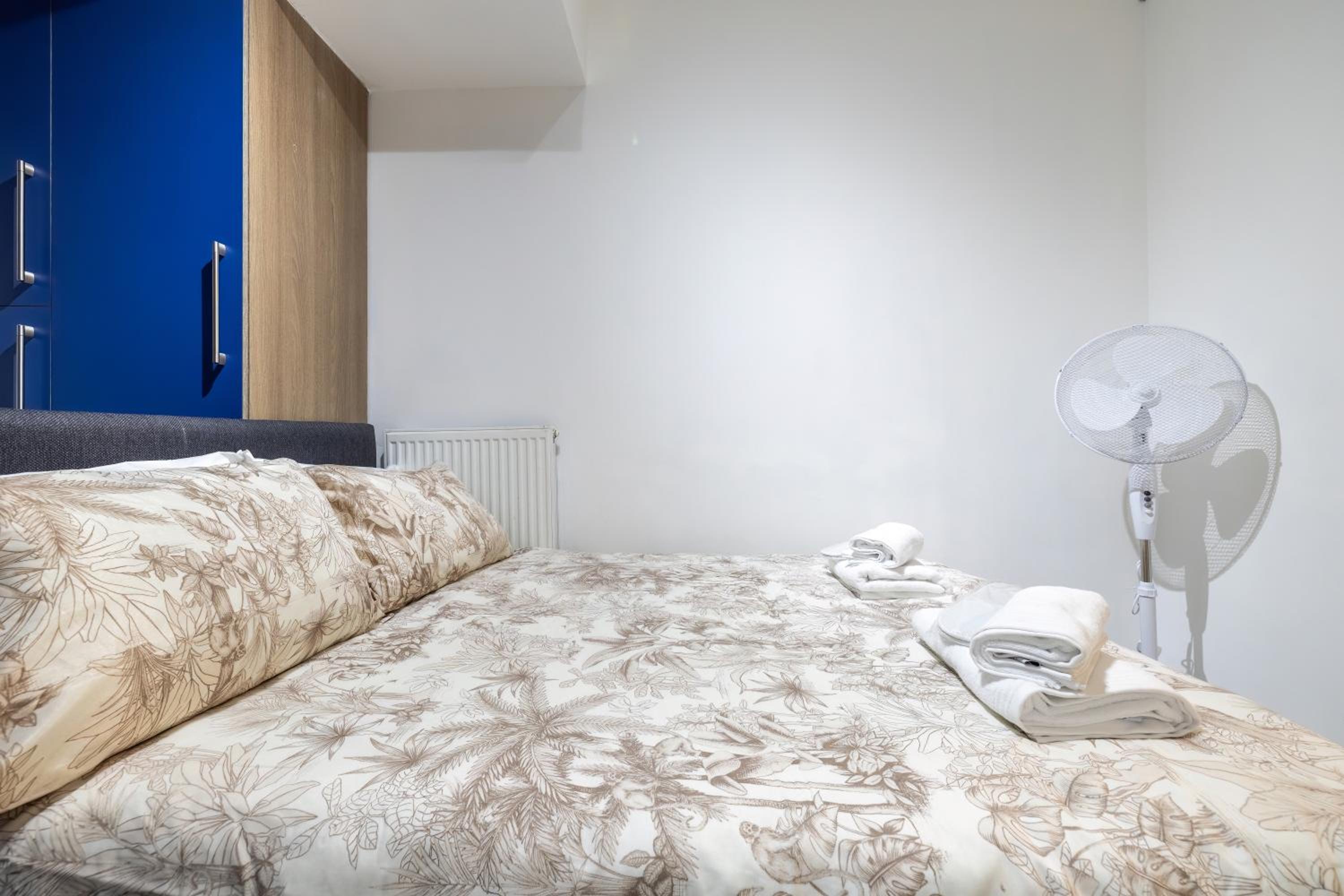 Quiet location in central London, close to Paddington, Regent Park, Lord's Cricket, late check-in