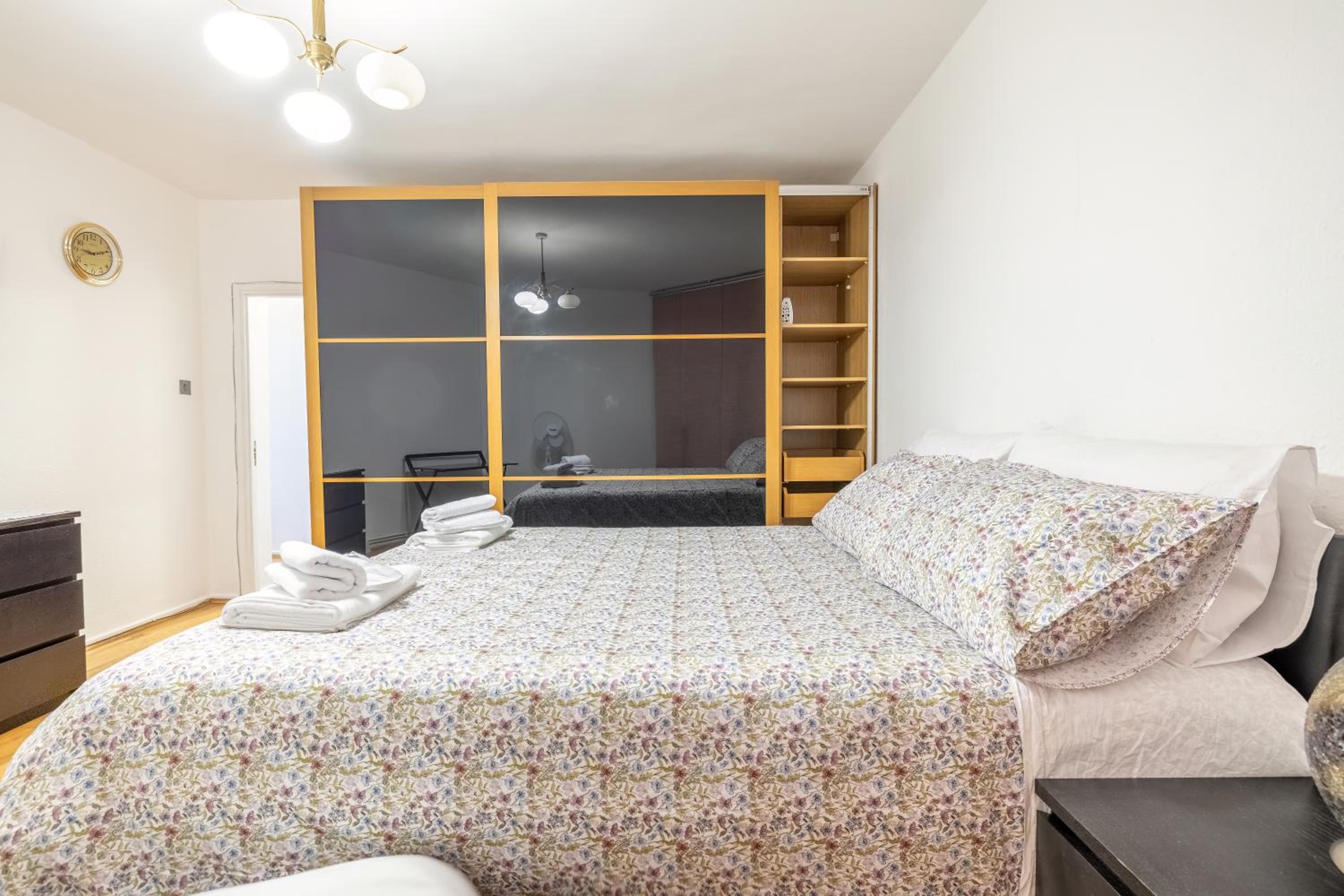 Quiet location in central London, close to Paddington, Regent Park, Lord's Cricket, late check-in