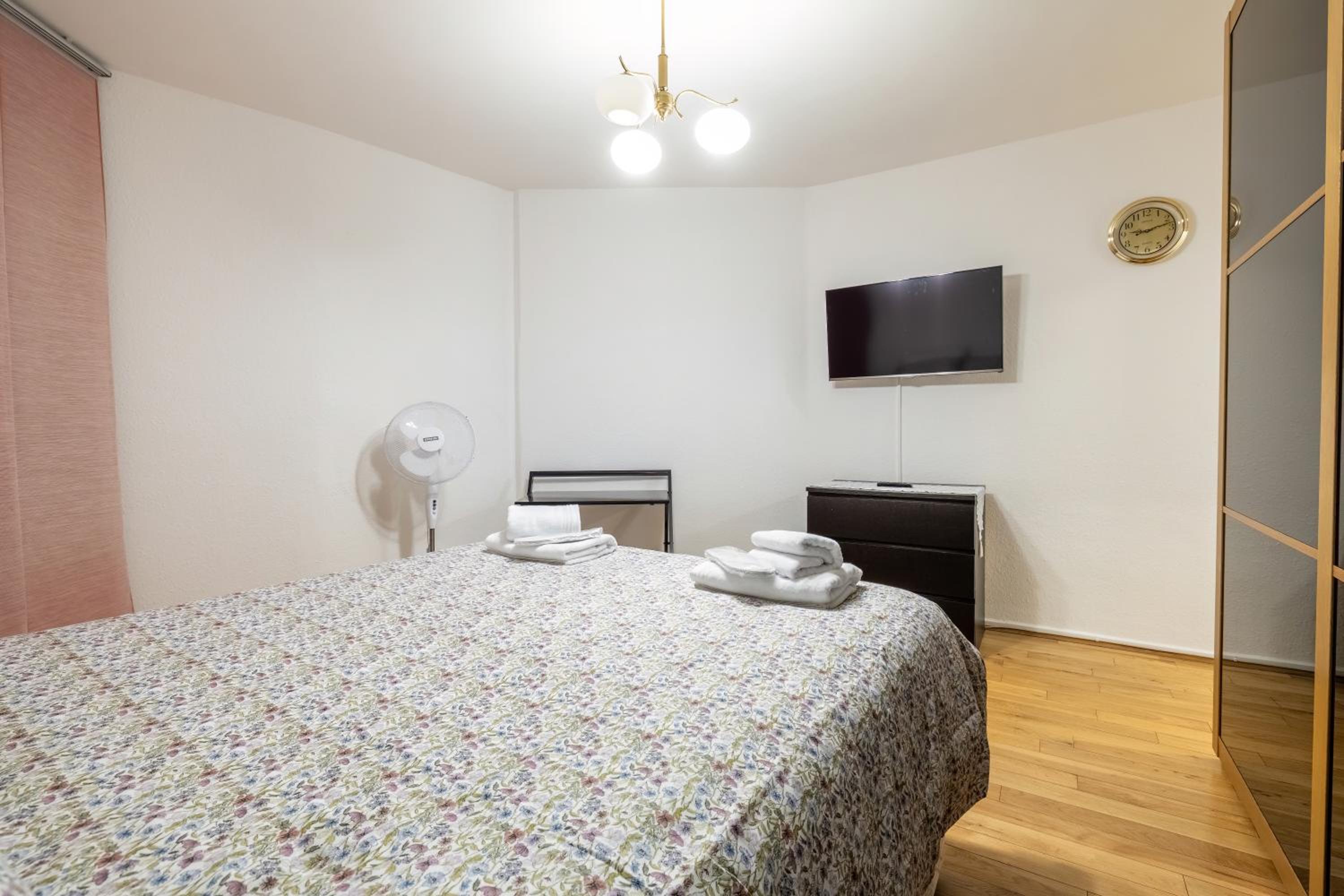 Quiet location in central London, close to Paddington, Regent Park, Lord's Cricket, late check-in