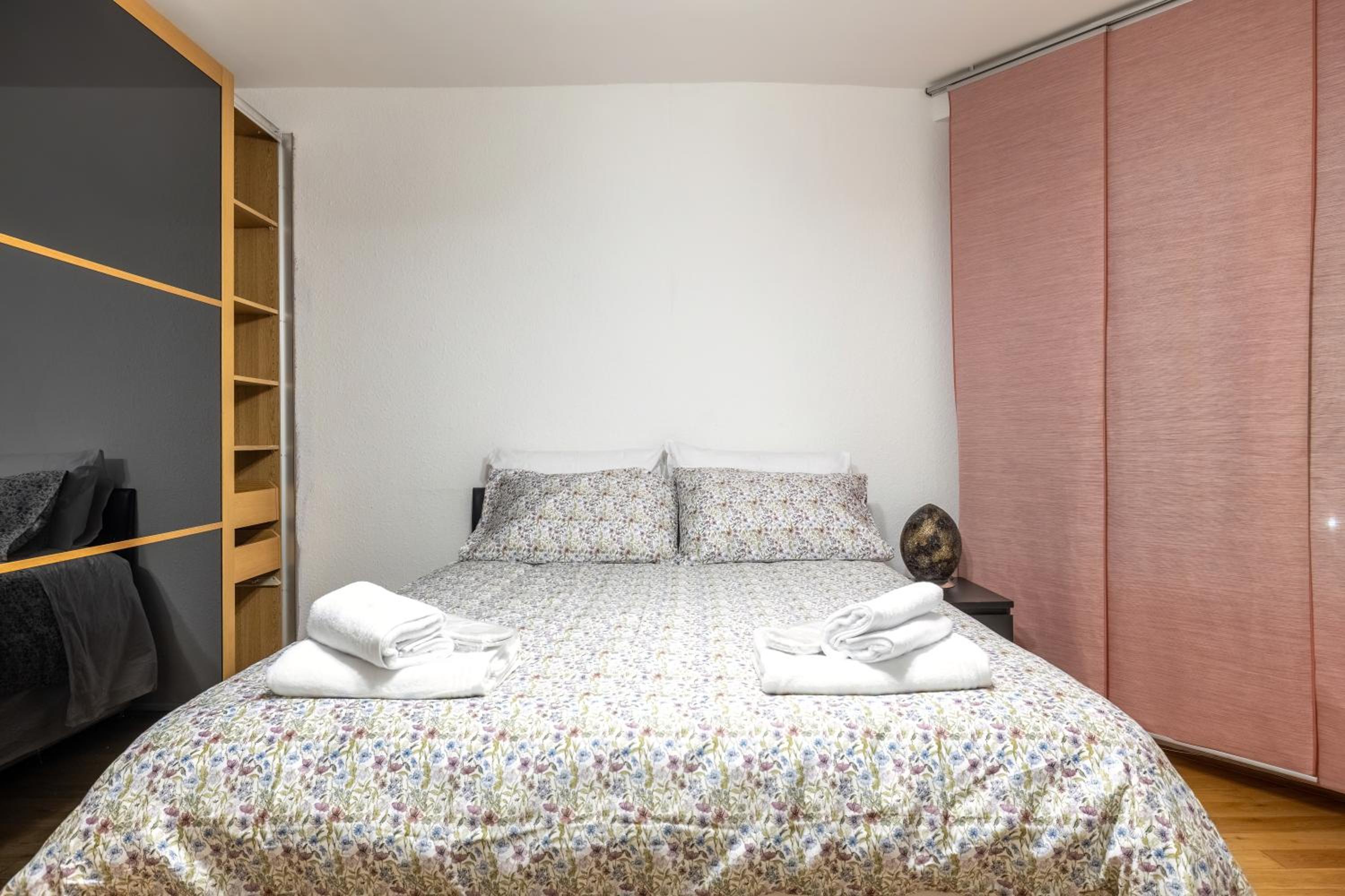 Quiet location in central London, close to Paddington, Regent Park, Lord's Cricket, late check-in