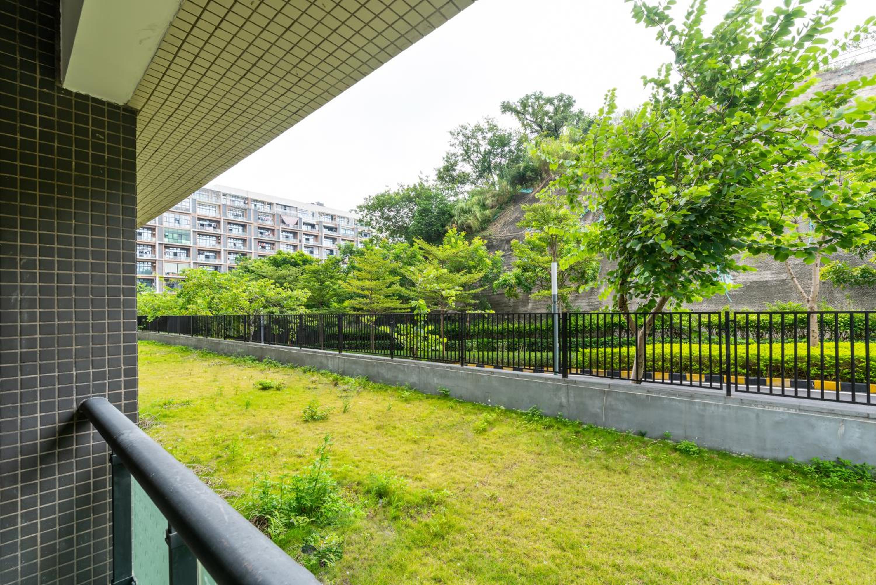 Guangzhou He She Art Apartment