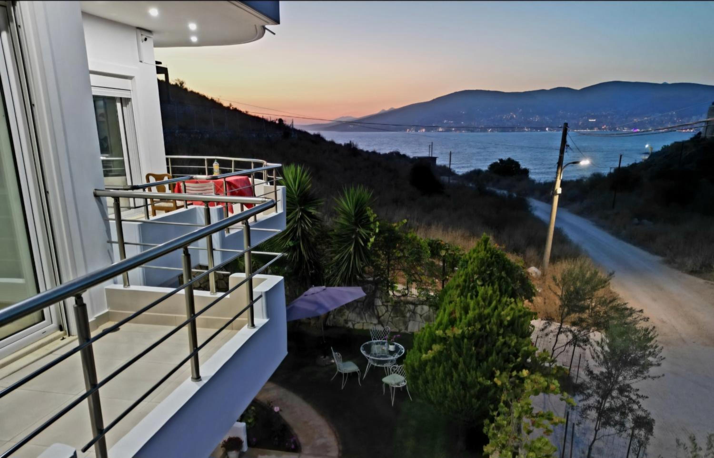 Blue Mare Apartments